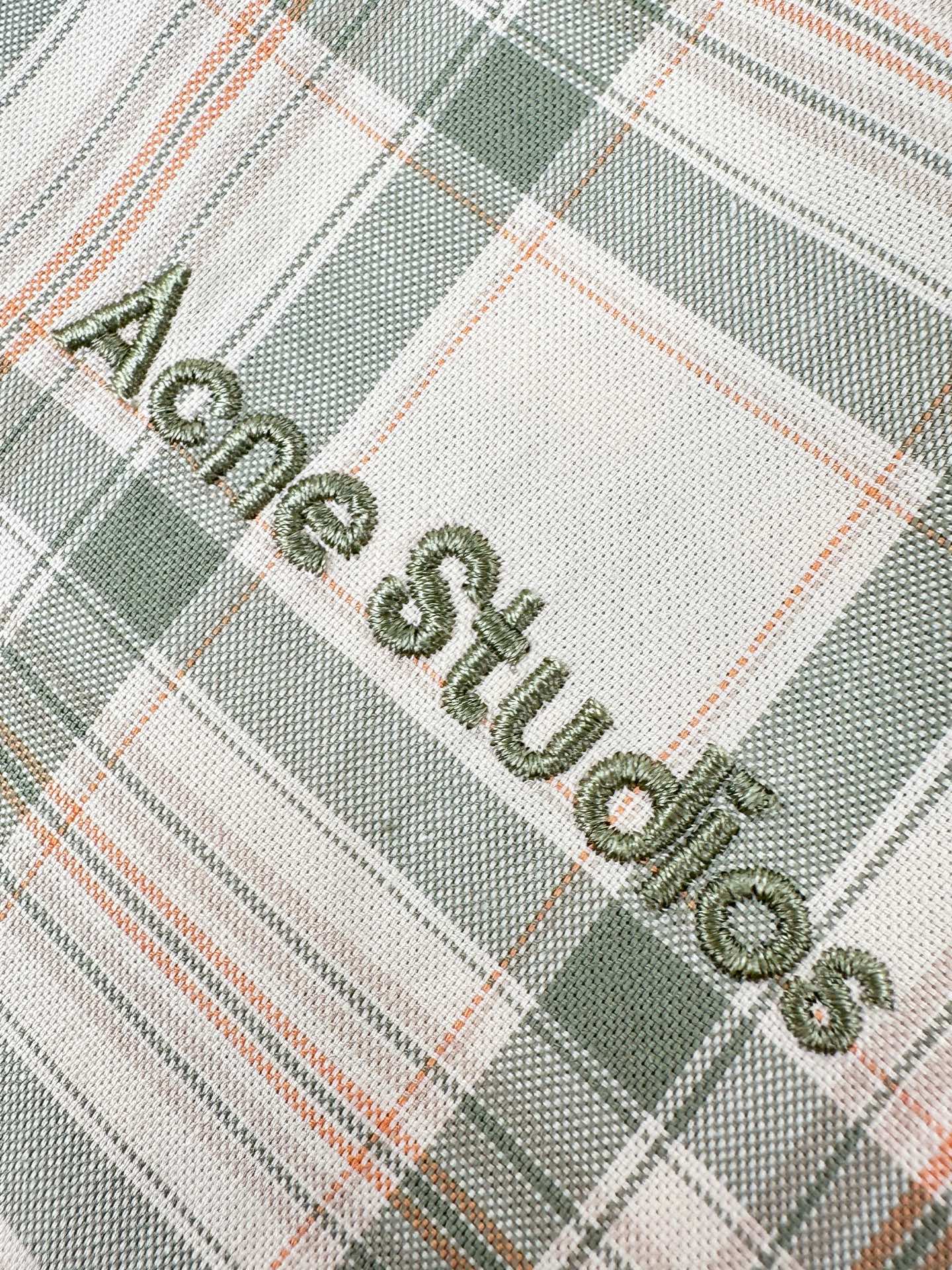 Acne Studios 刺绣格纹连帽夹克 5