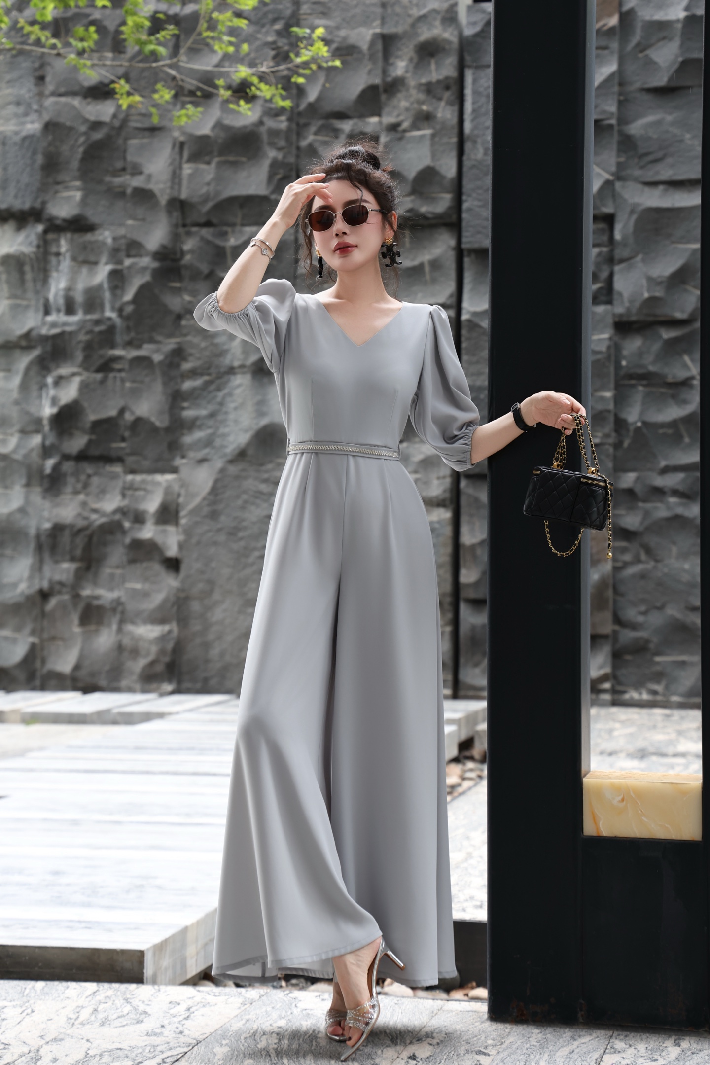 Fashionable Women’s Outfits with Fragrance, Cosmopolitan Acoustic Fabric in Various Sizes. - 图片 7