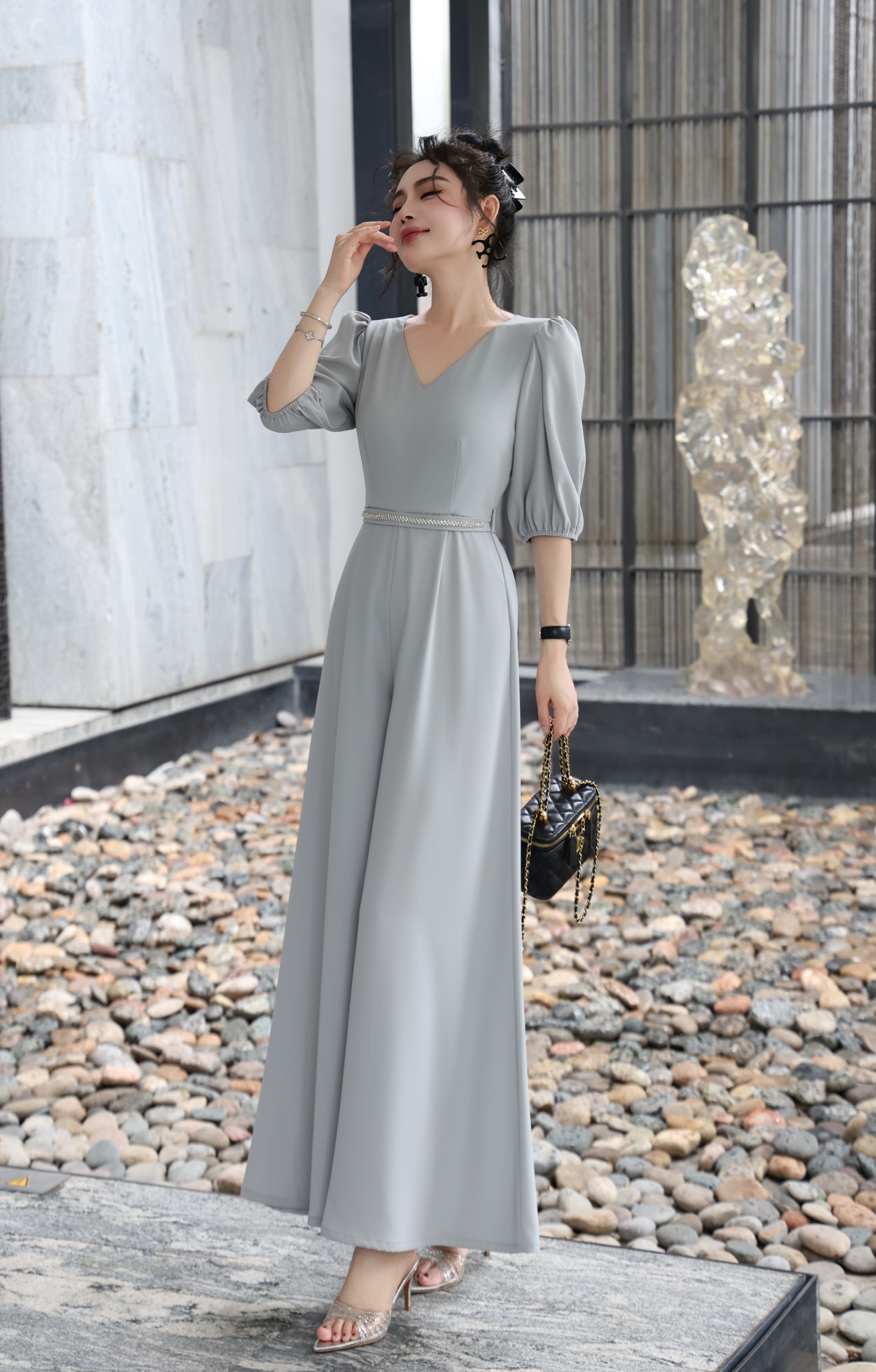 Fashionable Women’s Outfits with Fragrance, Cosmopolitan Acoustic Fabric in Various Sizes. - 图片 4