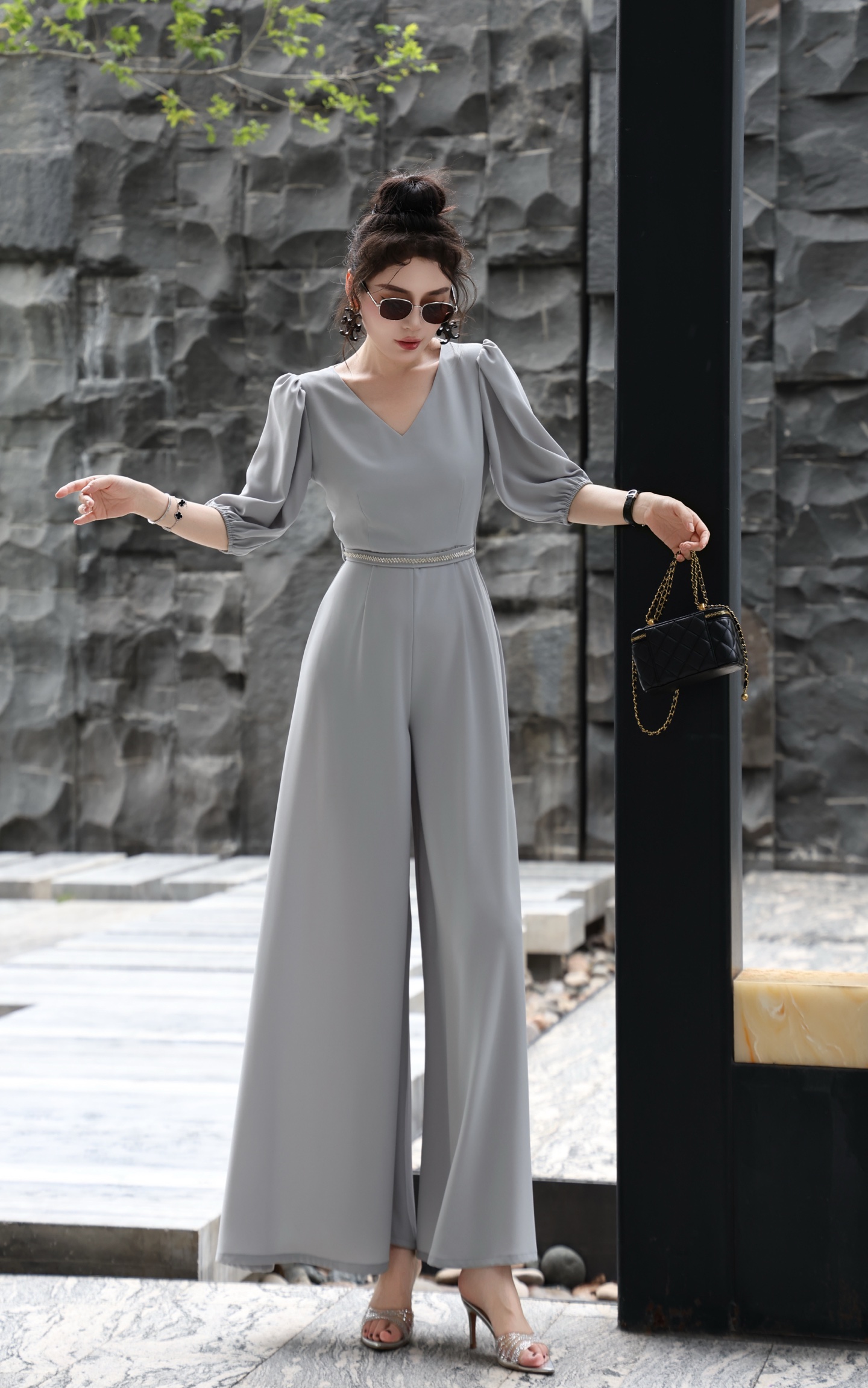 Fashionable Women’s Outfits with Fragrance, Cosmopolitan Acoustic Fabric in Various Sizes. - 图片 9