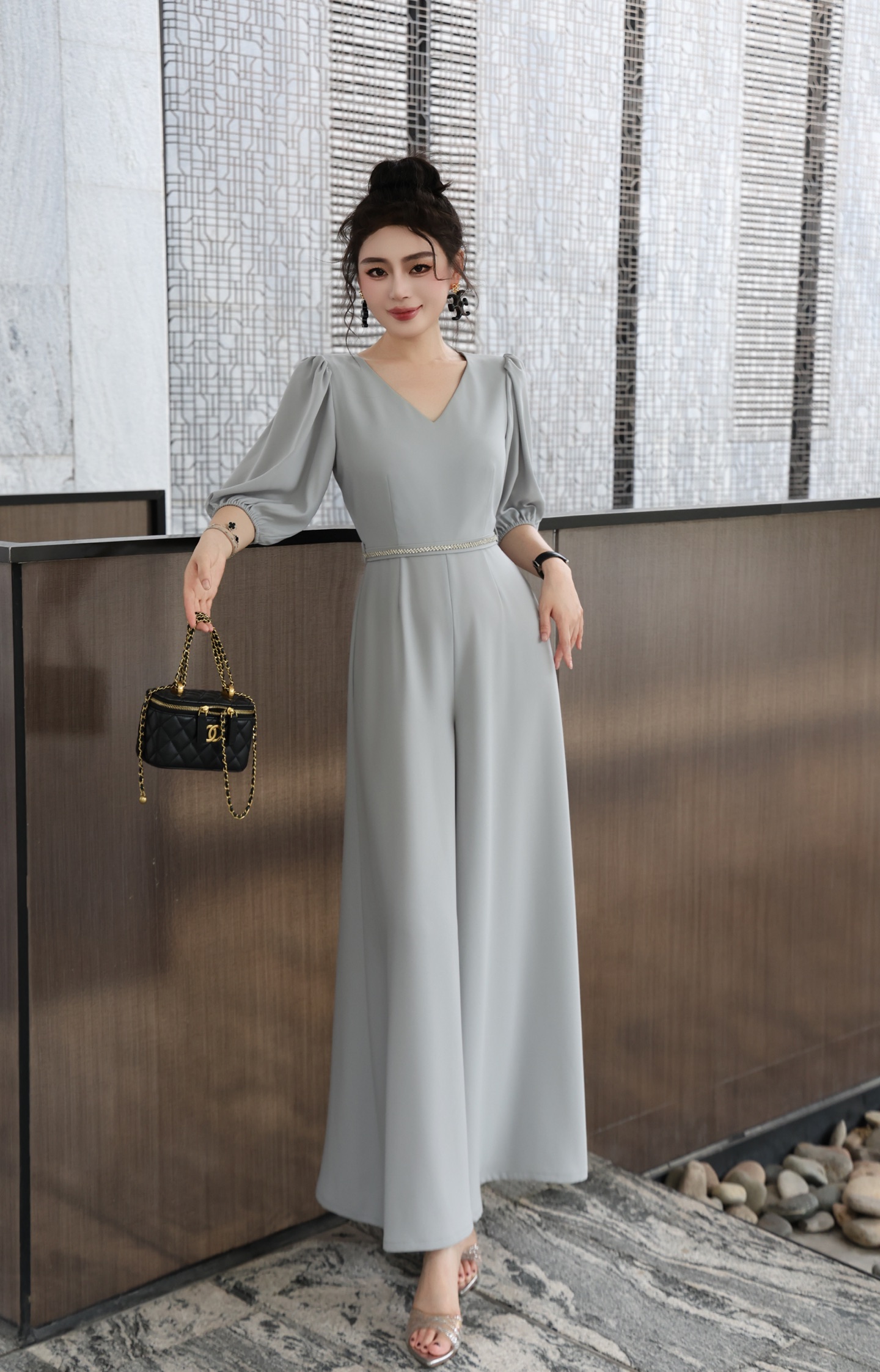 Fashionable Women’s Outfits with Fragrance, Cosmopolitan Acoustic Fabric in Various Sizes. - 图片 3