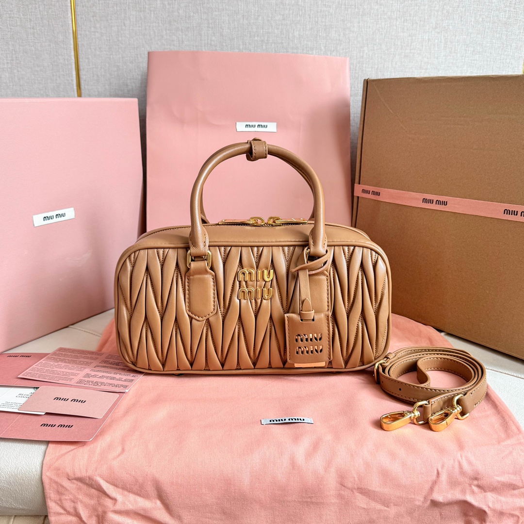Miu Miu bowling bag lambskin Matelasse pattern handbag detachable shoulder strap