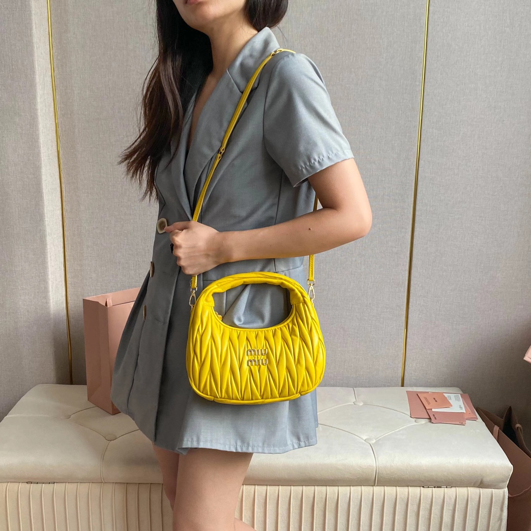 NO:205086,5BC yellow upper body reference, MIUMIU, miumiu198609095BC黄色 上身参考,MIUMIU,miumiu,Bag
