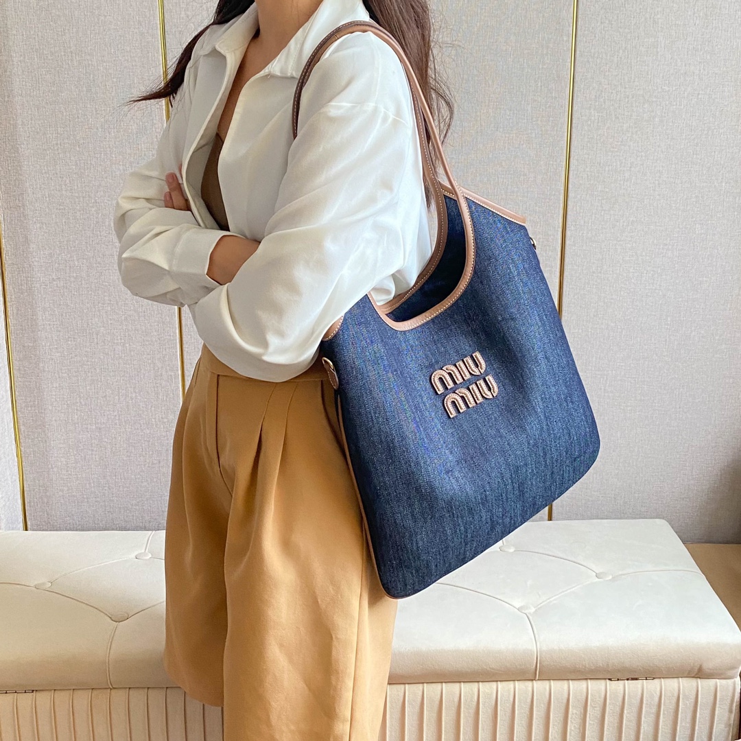 NO:204347,5BG231 (denim) upper body wear reference, MIUMIU, miumiu198609095BG231（牛仔布） 上身穿参考,MIUMIU,miumiu,Bag