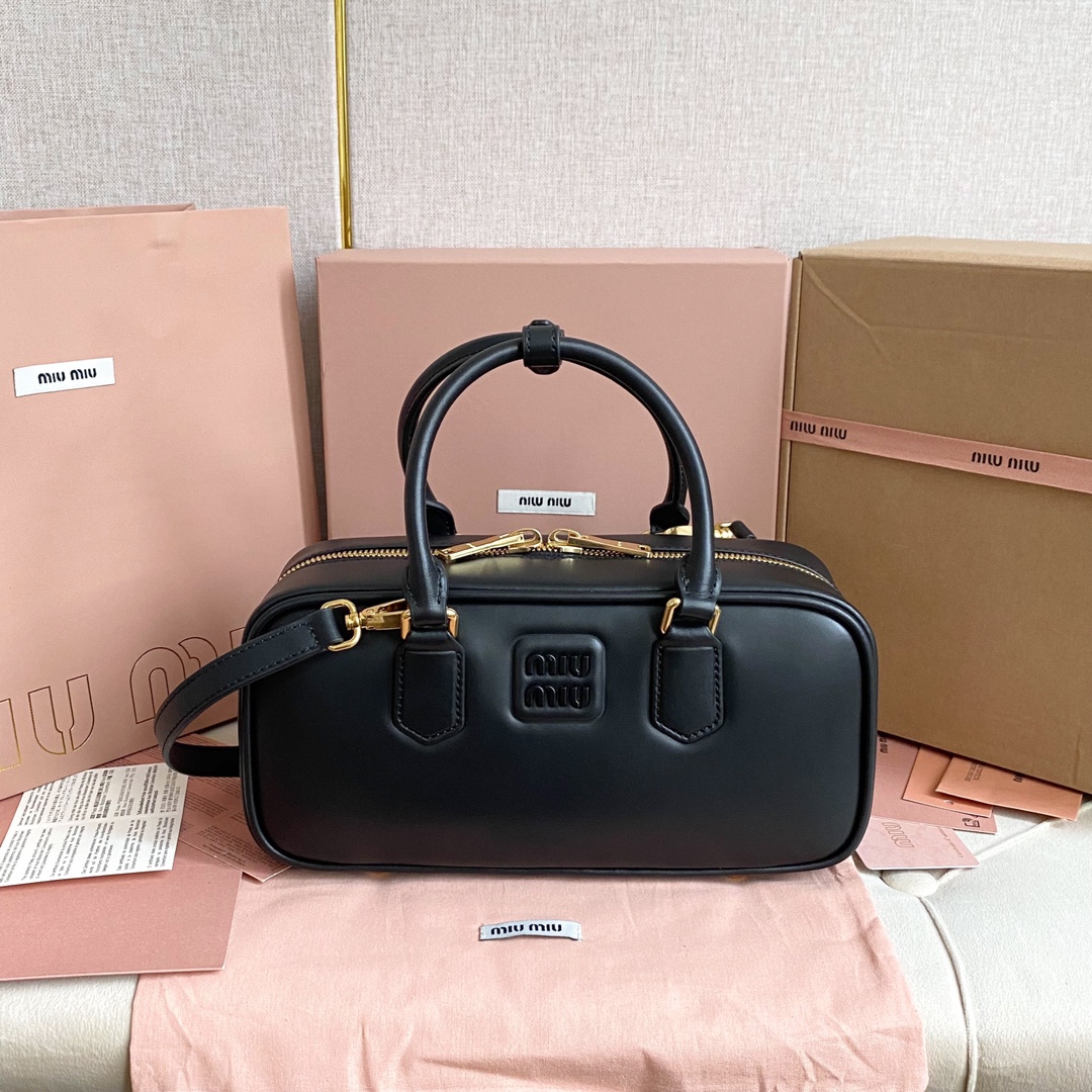 Bowling bag calfskin Matelasse pattern engraved logo detachable shoulder strap