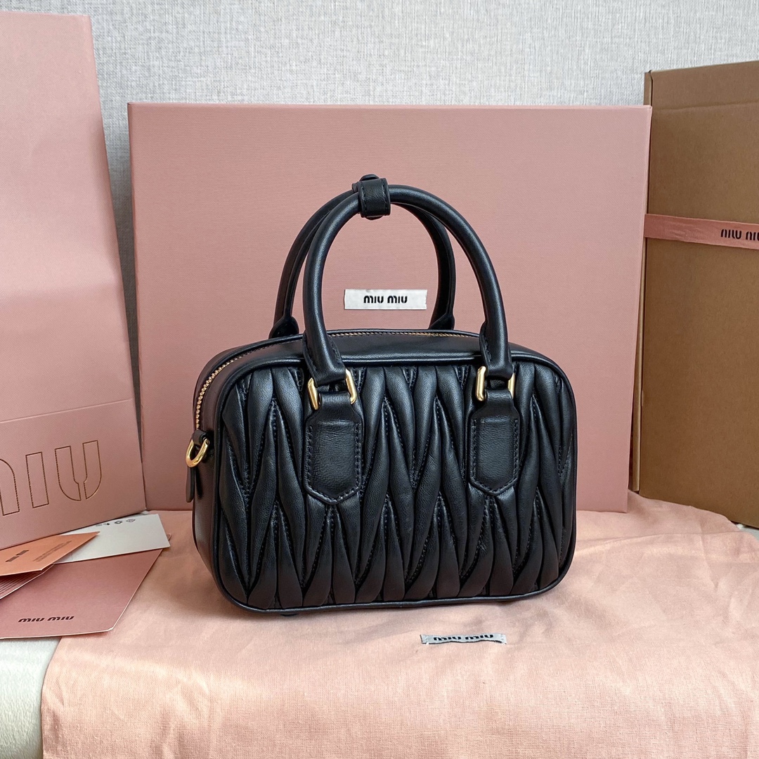 Miu Miu Rare official version 5BB123 black