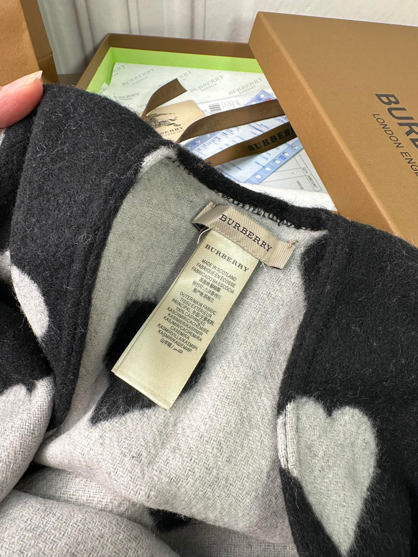 P。B家。【巴黎时装周秀款！💕！】【高品质！！真真正正的福利！！】【尽管拿市面上任何一家的货来对比我家品