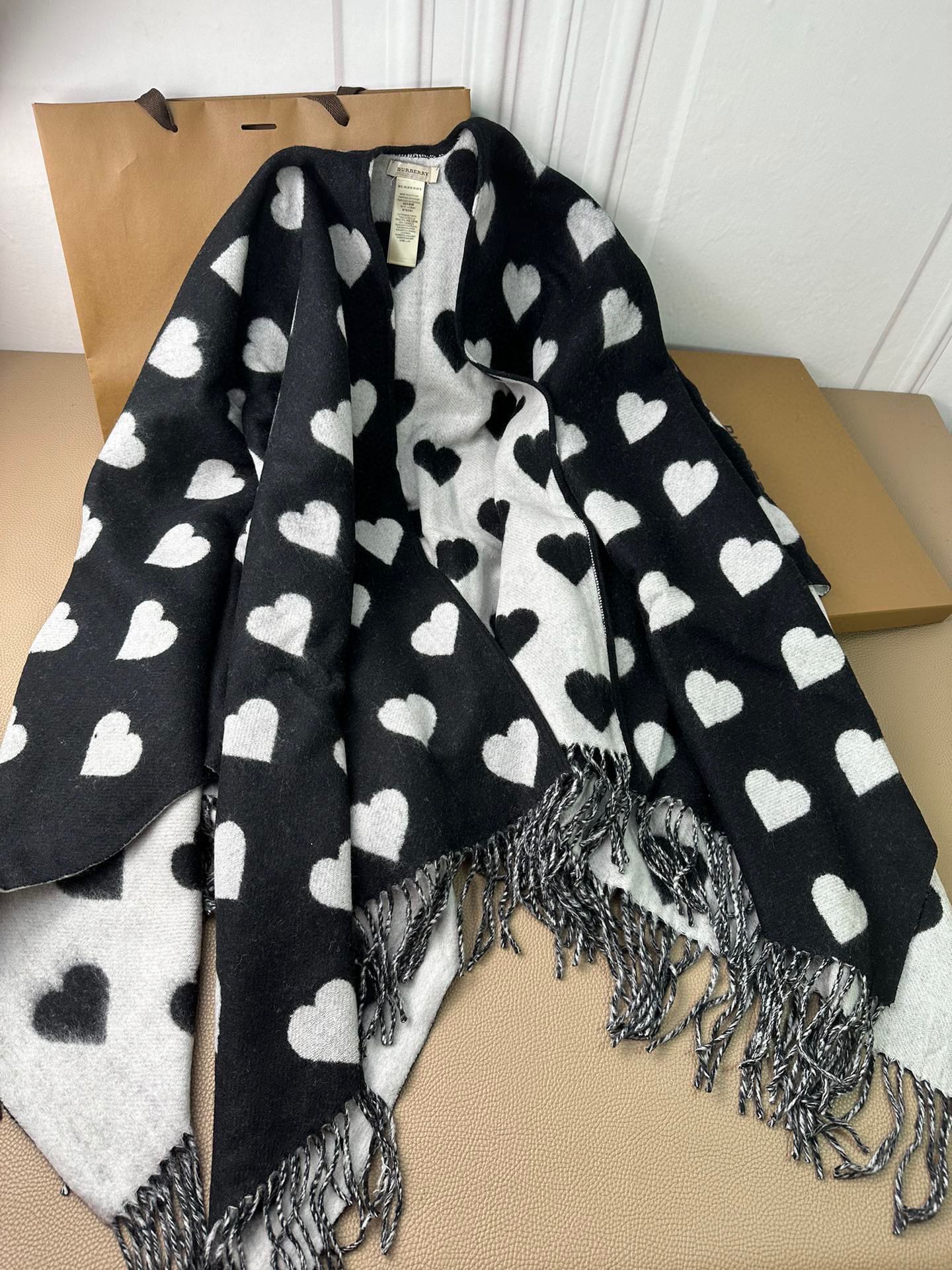 P。B家。【巴黎时装周秀款！💕！】【高品质！！真真正正的福利！！】【尽管拿市面上任何一家的货来对比我家品