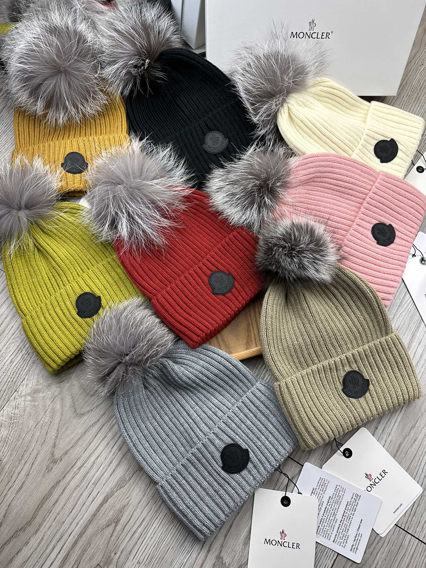 Moncler Hats Knitted Hat Winter Collection