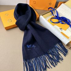 🆕 P🆕 。Louis Vuitton。 【刺绣羊绒围巾】怒赞自留,难得的高端男款!家属福利!L非常正的男士围巾~面料大 🆕 P🆕 。Louis Vuitton。 【刺绣羊绒围巾】怒赞自留,难得的高端男款!家属福利!L非常正的男士围巾~面料大