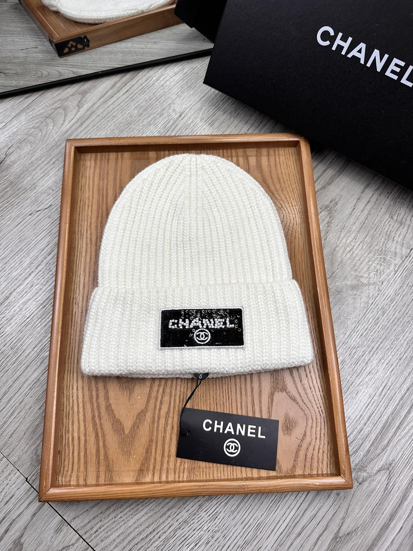 🌹。C家。【羊毛单帽】客供小羊毛！珍贵典藏的灵魂帽子！客供色纱.每个颜色都非常好看！经典！手感软腻.70