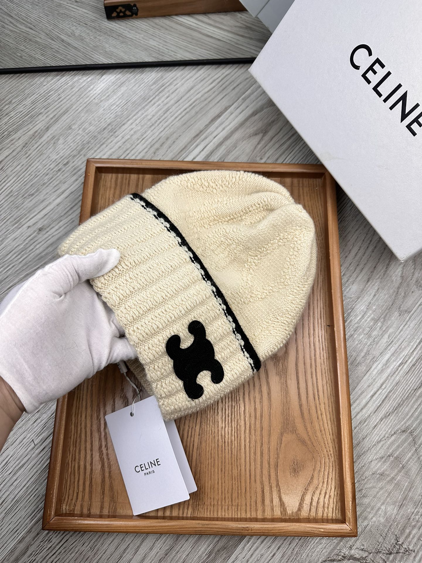 🌹。赛琳。【羊毛单帽】客供小羊毛！珍贵典藏的灵魂帽子！客供色纱.每个颜色都非常好看！经典！手感软腻.70