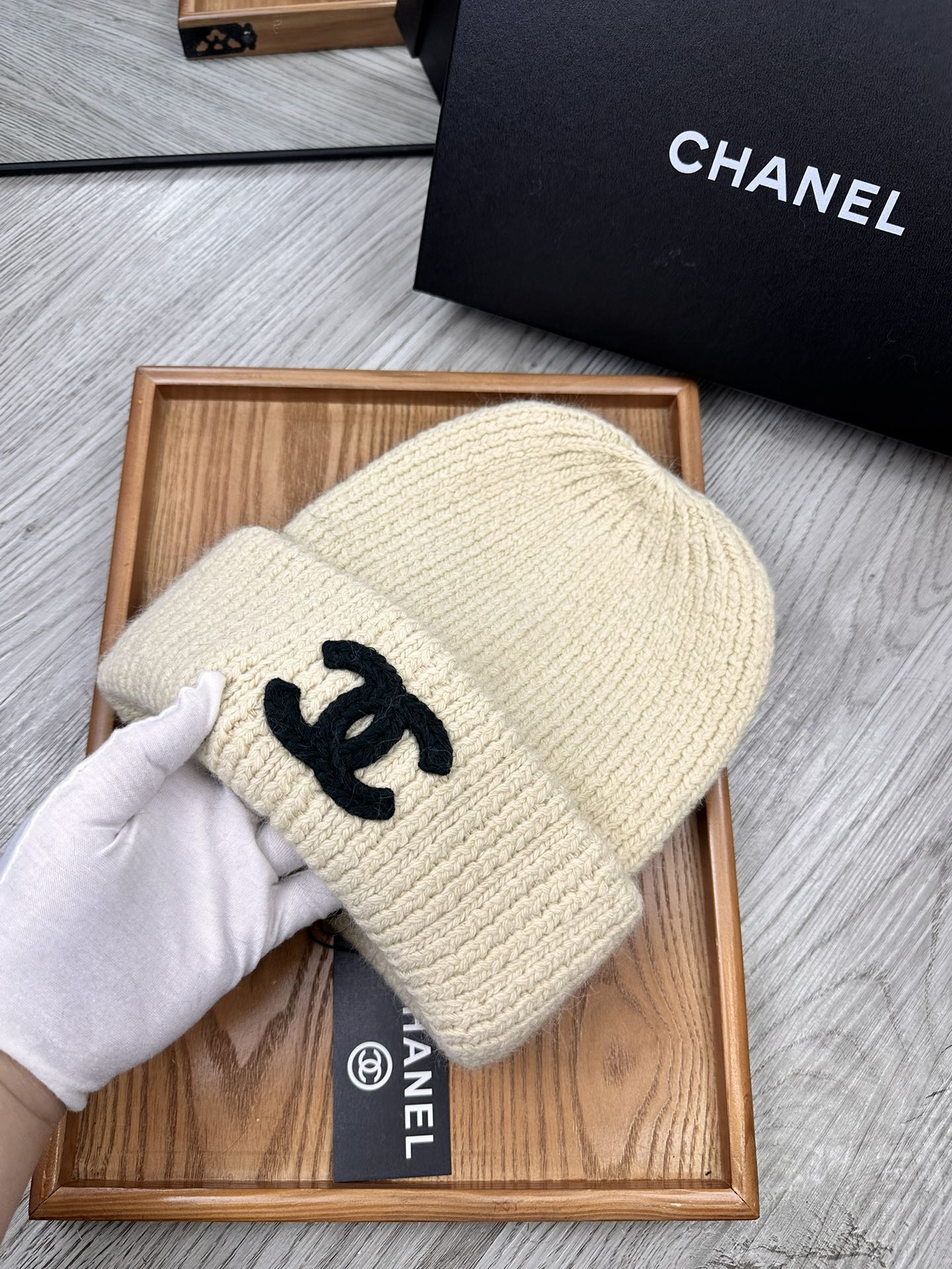 🌹。C家。【羊毛单帽】客供小羊毛！珍贵典藏的灵魂帽子！客供色纱.每个颜色都非常好看！经典！手感软腻.70