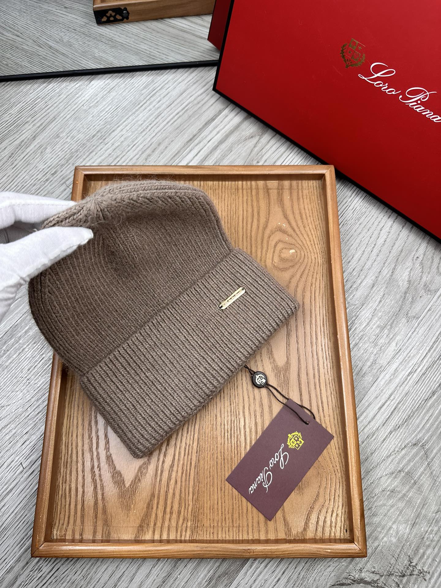 🌹。LP。【羊毛单帽】客供小羊毛！珍贵典藏的灵魂帽子！客供色纱.每个颜色都非常好看！经典！手感软腻.70