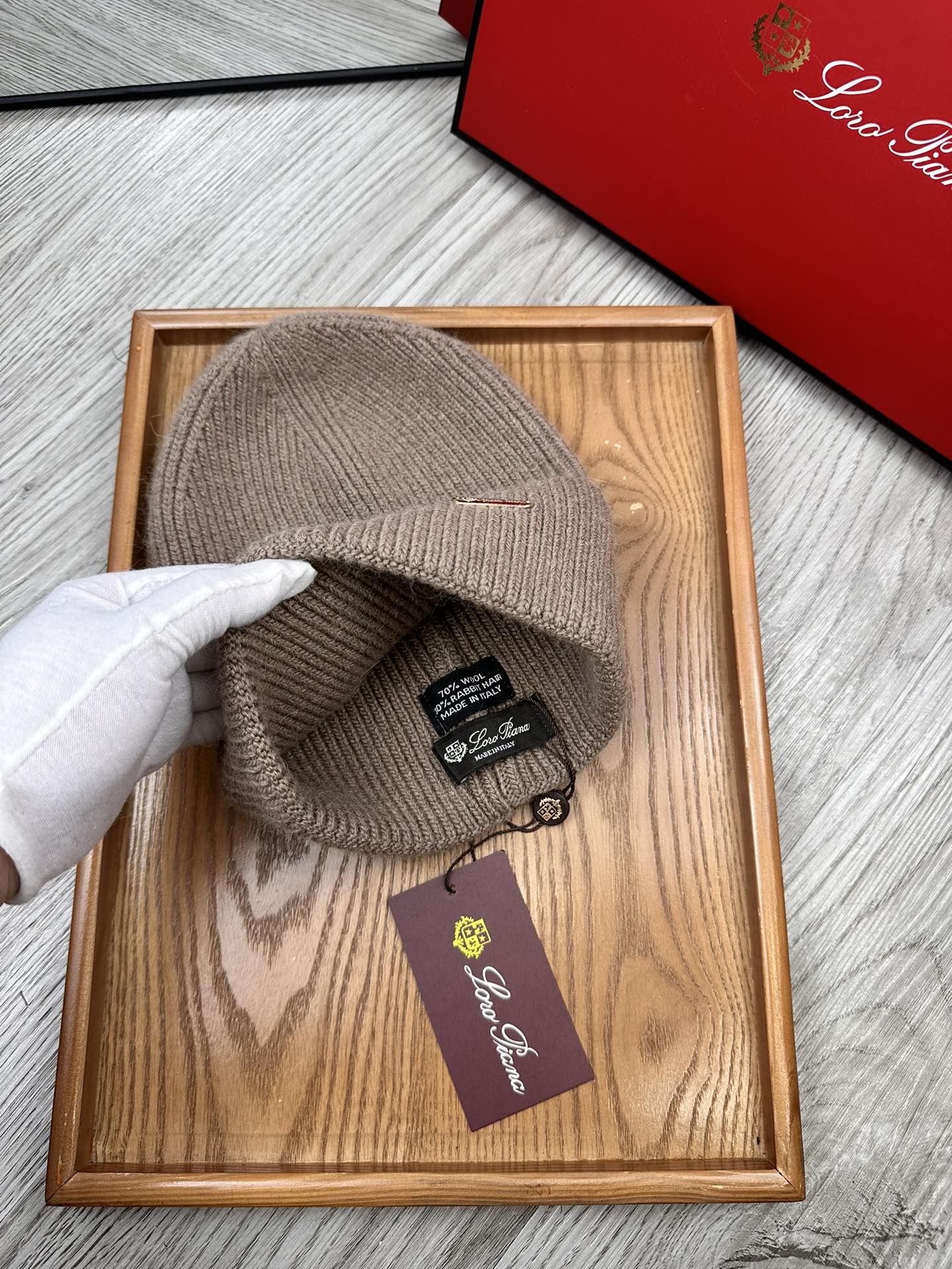 🌹。LP。【羊毛单帽】客供小羊毛！珍贵典藏的灵魂帽子！客供色纱.每个颜色都非常好看！经典！手感软腻.70