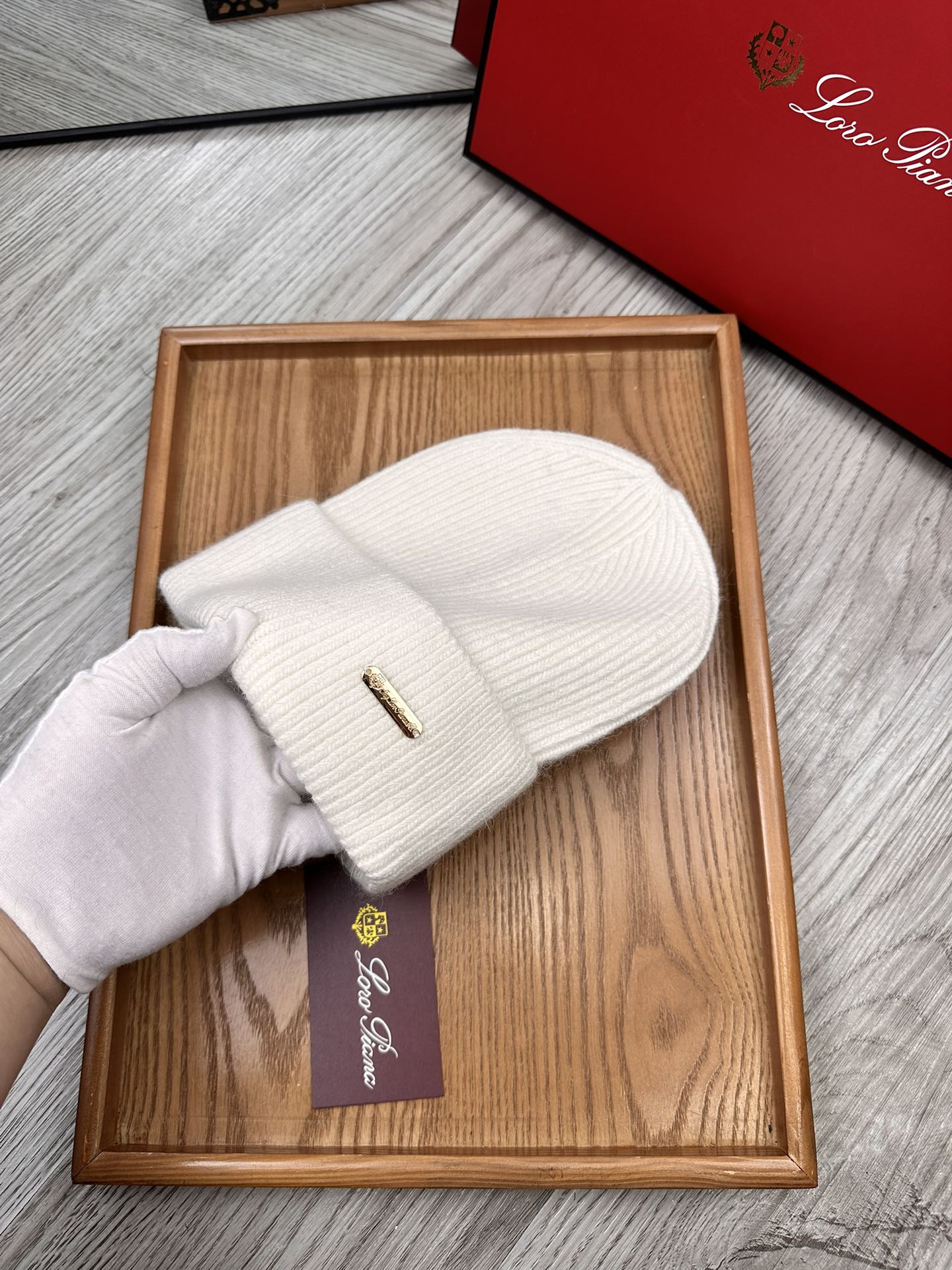 🌹。LP。【羊毛单帽】客供小羊毛！珍贵典藏的灵魂帽子！客供色纱.每个颜色都非常好看！经典！手感软腻.70