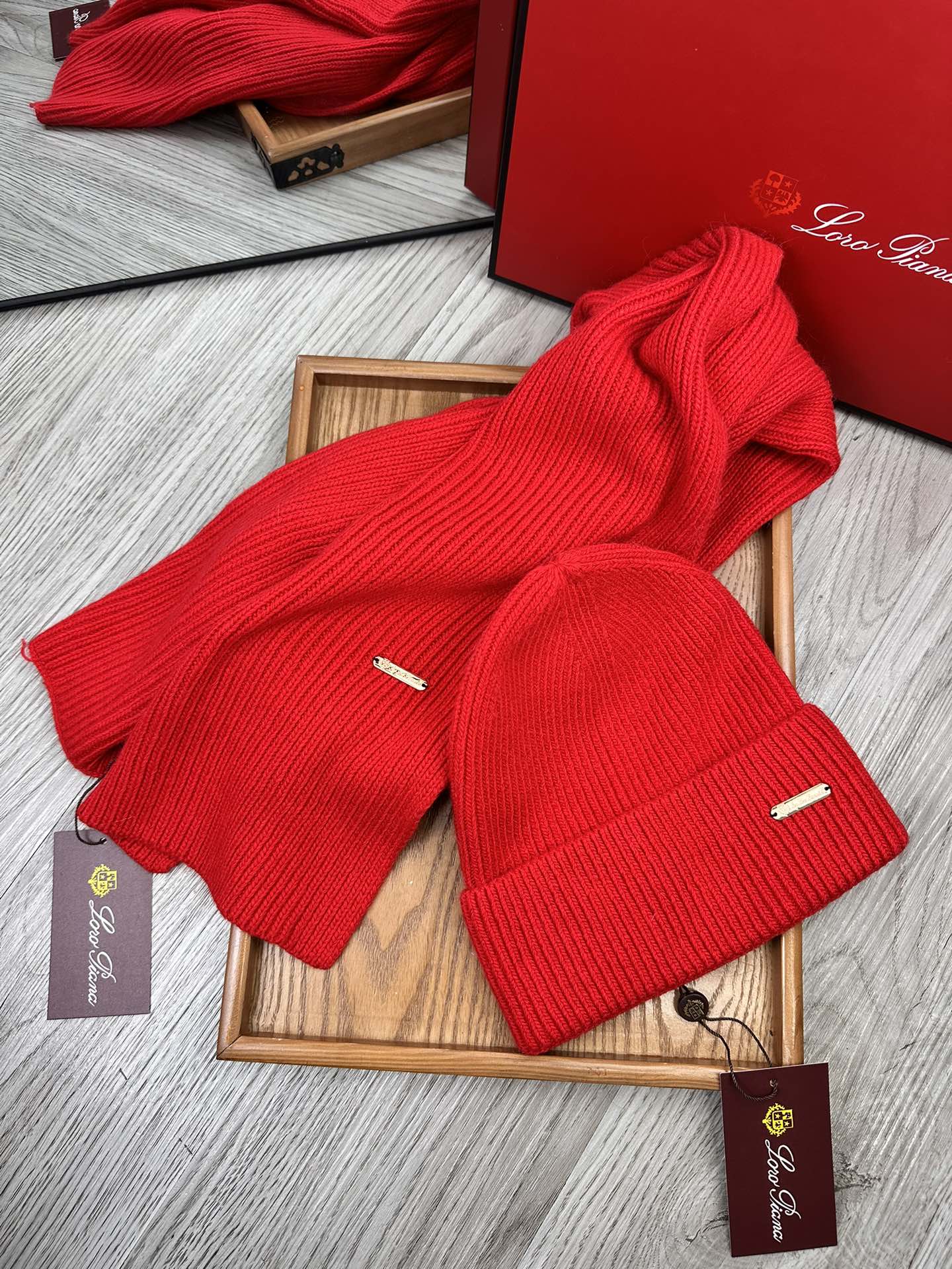 “Classic Wool Rabbit Hair Turban Hat for Men and Women – Multiform and Warm” - 图片 9