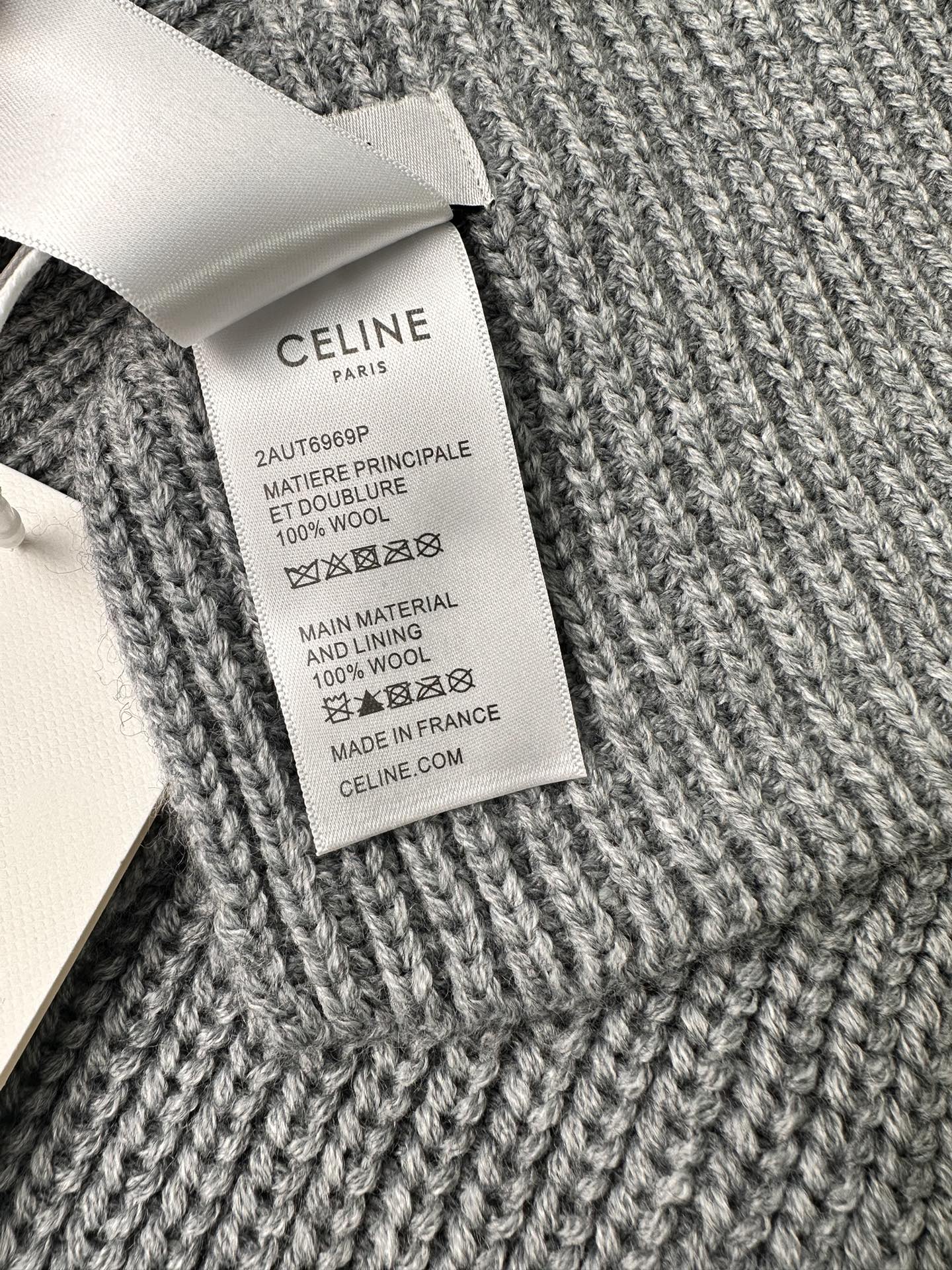 CELINE赛琳经典羊绒围巾来个硬货.麻溜的安排上.️好品质认证第一点超大size230*30cm第二点