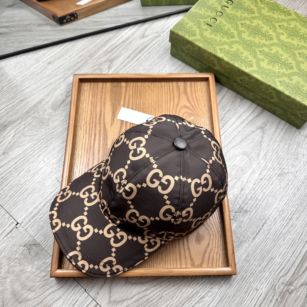 High-End Fashion Hats: Quality Oxford Material, Cow Skin, and Unique Details - 图片 2