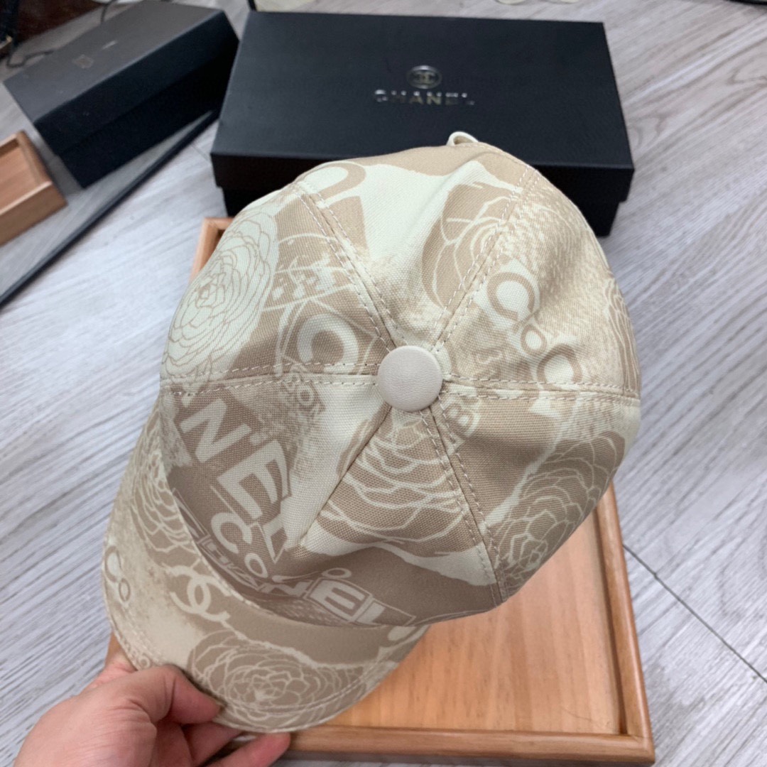 🌹。C家。印花款【超A品质】最新款！时尚潮流，高端做工！每一个帽子都是用心之作！牛津材质！头层牛皮！配盒