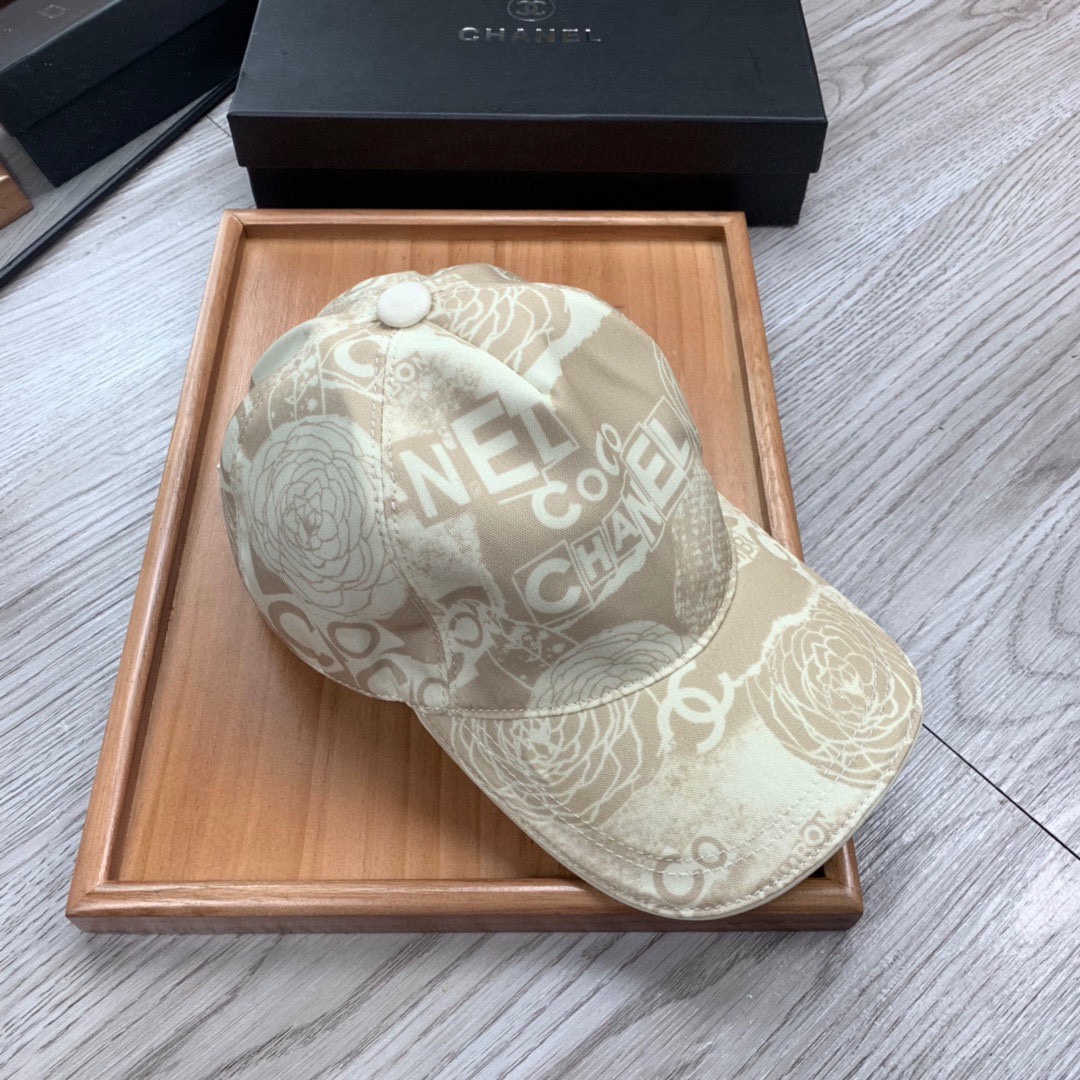 🌹。C家。印花款【超A品质】最新款！时尚潮流，高端做工！每一个帽子都是用心之作！牛津材质！头层牛皮！配盒