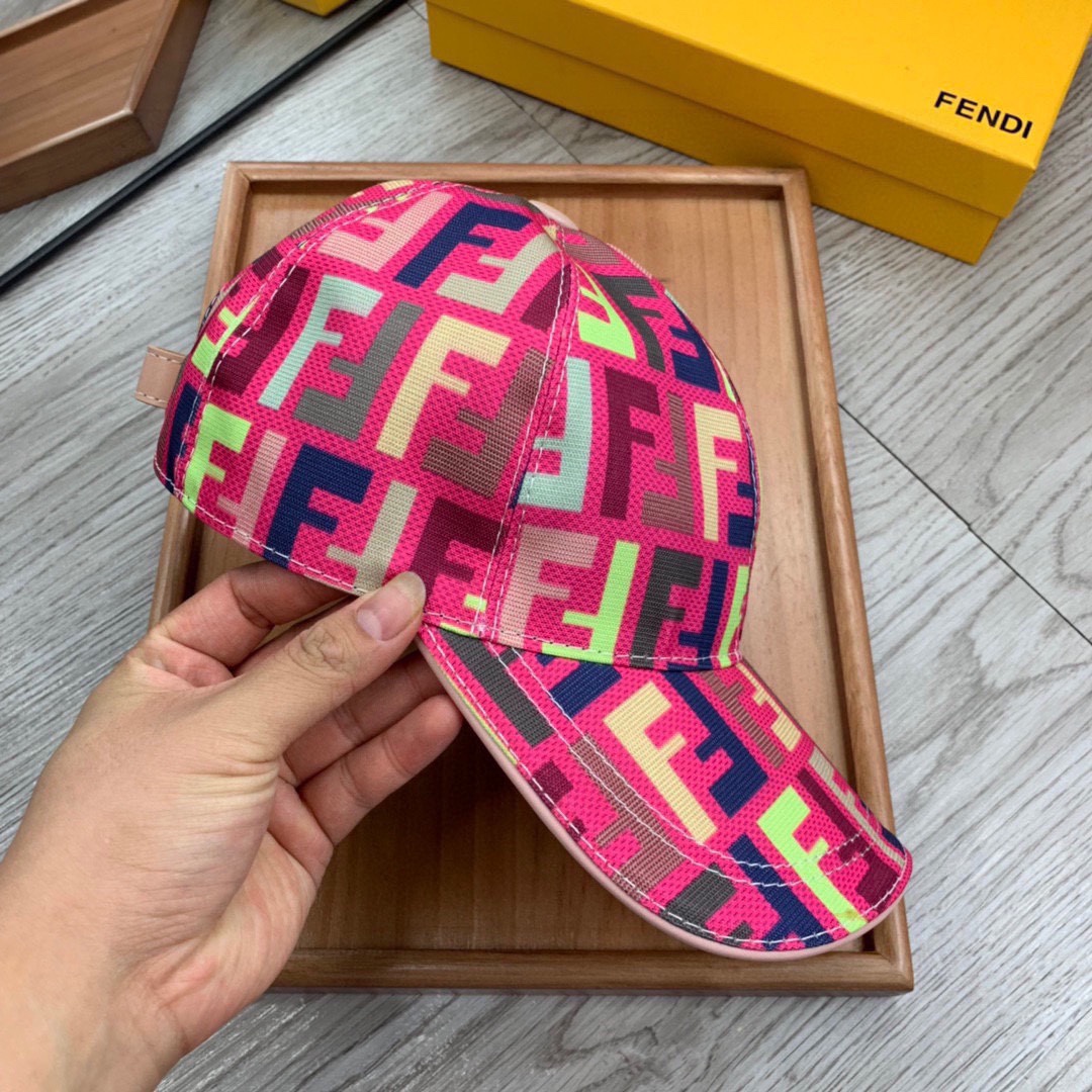 High-End Monochrome Fashion Hats: Oxford Material, Leather Details, Exceptional Quality. - 图片 4
