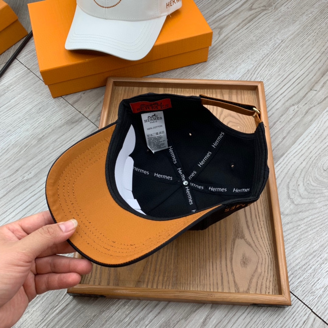 。H家。【配防尘袋】新品棒球帽！材质：纯棉！透气性好！夏天防晒，秋冬百搭必备单品！颜色大气！款式新颖别致