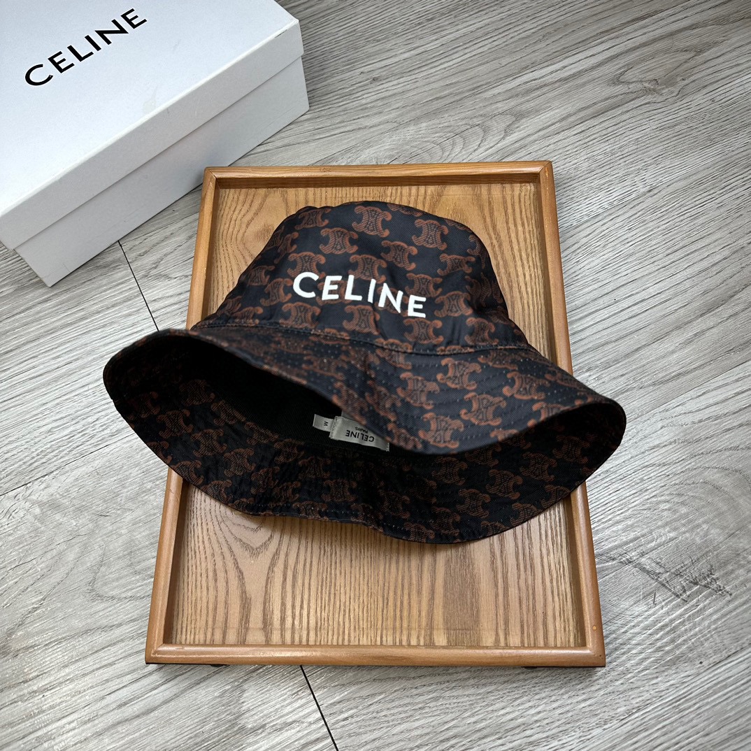 。赛琳。印花渔夫！【配防尘袋】高端舒适！高端材质！！今年帽子第一流行趋势绝对是渔夫帽！今年的渔夫帽满目玲