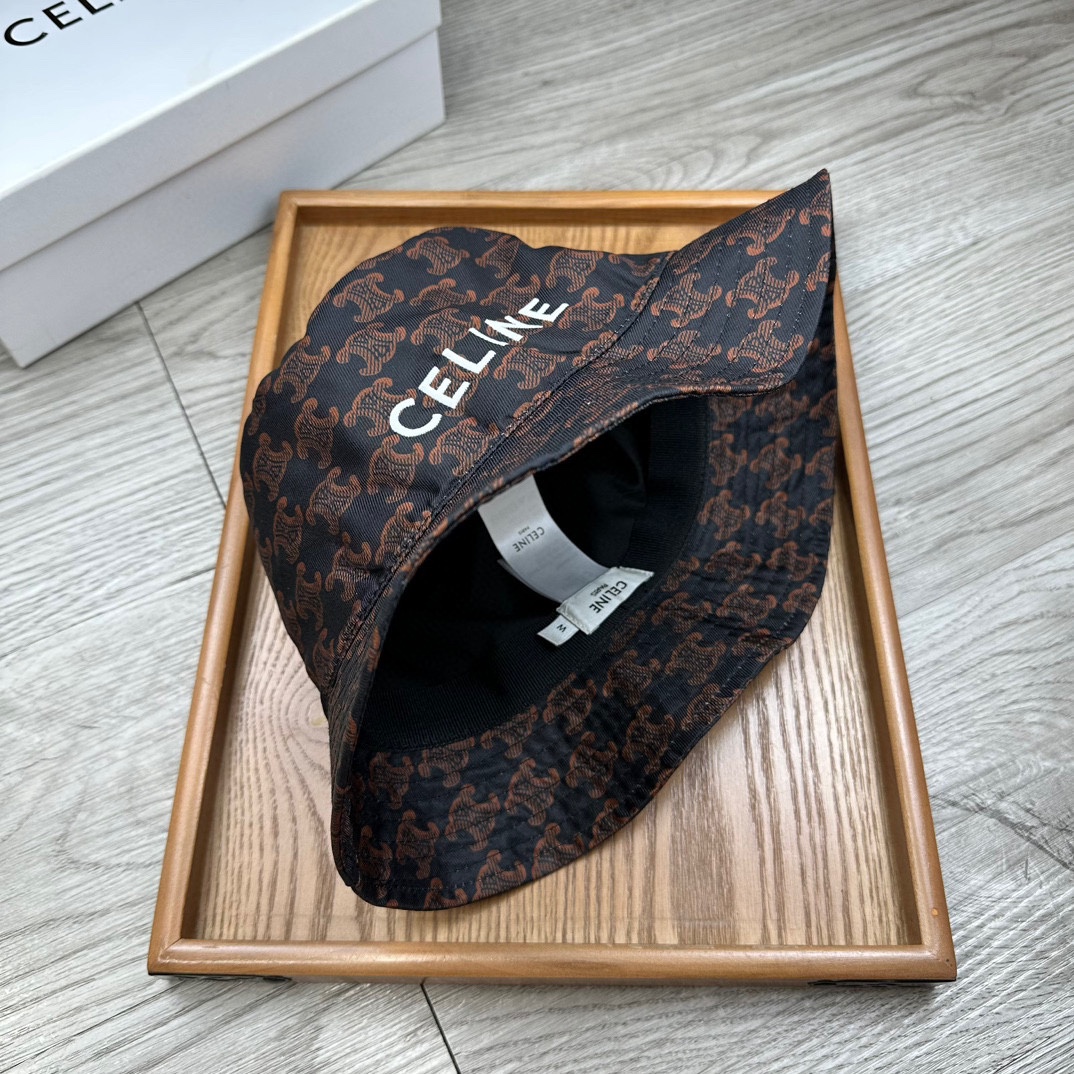 。赛琳。印花渔夫！【配防尘袋】高端舒适！高端材质！！今年帽子第一流行趋势绝对是渔夫帽！今年的渔夫帽满目玲