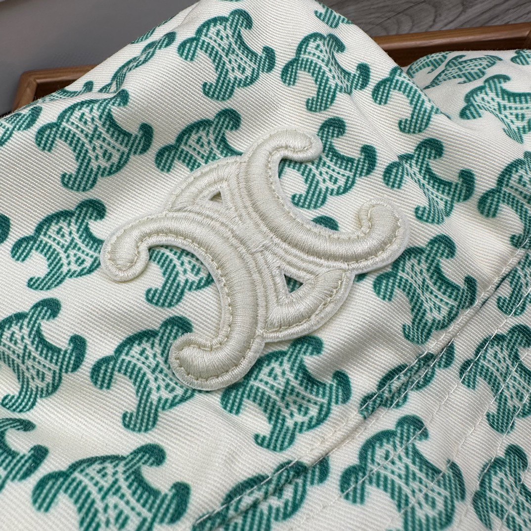 。赛琳。印花渔夫！【配防尘袋】高端舒适！高端材质！！今年帽子第一流行趋势绝对是渔夫帽！今年的渔夫帽满目玲