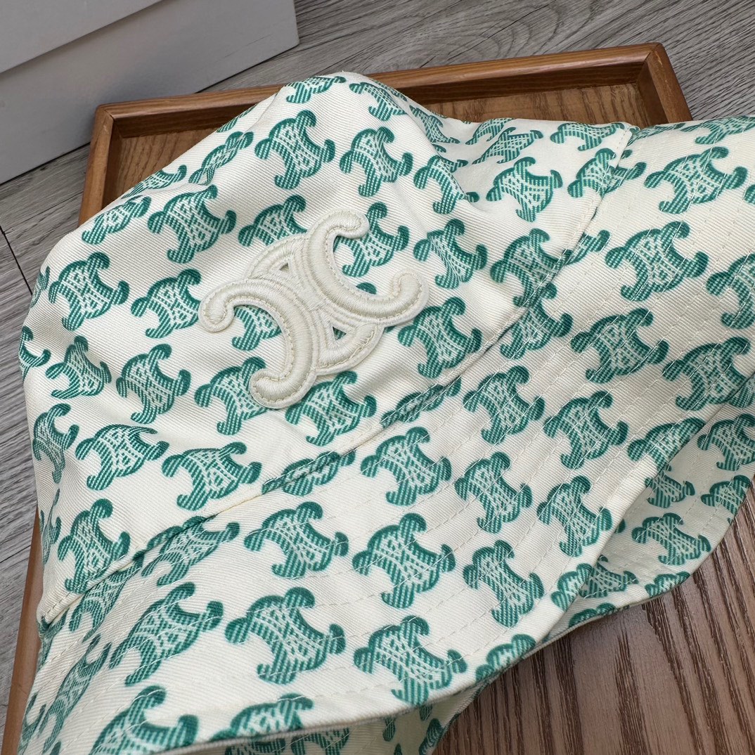 。赛琳。印花渔夫！【配防尘袋】高端舒适！高端材质！！今年帽子第一流行趋势绝对是渔夫帽！今年的渔夫帽满目玲