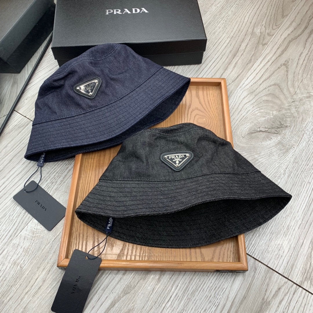 NO:765465,Special price. Prada home. Pure cotton printed fisherman high-end and comfortable!  High-end material!  !  The number one hat trend this year is definitely the bucket hat!  This year’s bucket hats are all dazzling!  Very versatile and unisex!  Dear friends, you can look at the details!  The car lines are neat!  Breathable and comfortable lining!  The color combination is simple and elegant!  Hats, straw hats, bucket hats, baseball caps, hats, prada, espadrilles, hats19860909特价.prada家.纯棉印花渔夫高端舒适！高端材质！！今年帽子第一流行趋势绝对是渔夫帽！今年的渔夫帽满目玲琅！非常百搭、男女通用！亲们可以看细节！车线整齐！透气舒适内里！颜色搭配简约大方！帽子草帽渔夫帽棒球帽,帽子,prada,espadrilles,hats,hat