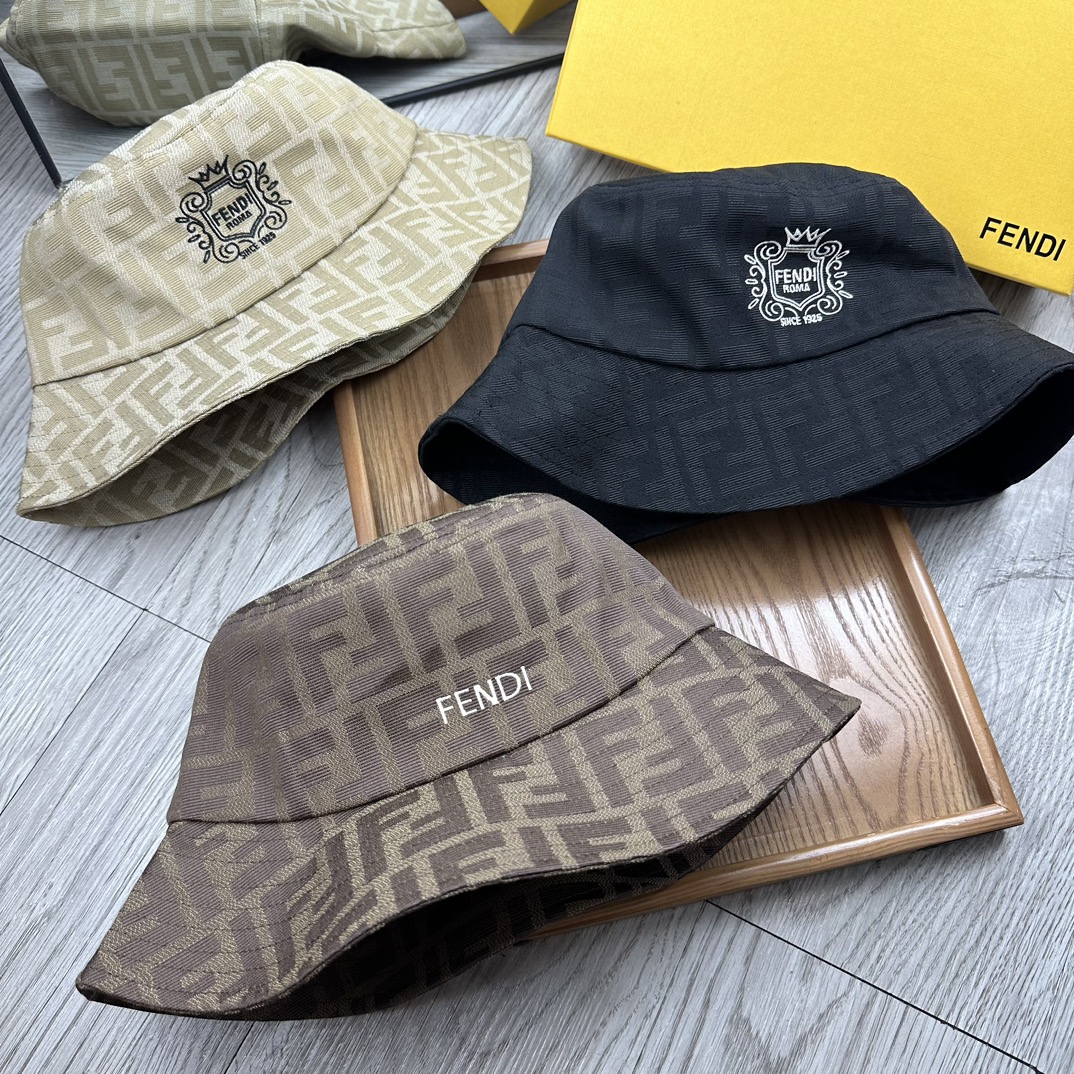 NO:196256,Special offer.F Home. Printed Double Embroidery Fisherman [with Dust Bag] High-end and Comfortable!  High-end material!  !  The number one trend of hats this year is definitely the fisherman’s hat!  This year's fisherman's hats are full of charm!  Very versatile and universal!  Dear ones, please see the details!  The car line is neat!  Breathable and comfortable inner!  The color matching is simple and elegant!  Hat fisherman hat baseball hat knit hat, hat, fendi, espadrilles, hats19860909特价.F家.印花双刺绣渔夫【配防尘袋】高端舒适！高端材质！！今年帽子第一流行趋势绝对是渔夫帽！今年的渔夫帽满目玲琅！非常百搭、男女通用！亲们可以看细节！车线整齐！透气舒适内里！颜色搭配简约大方！帽子渔夫帽棒球帽针织帽,帽子,fendi,espadrilles,hats,hat