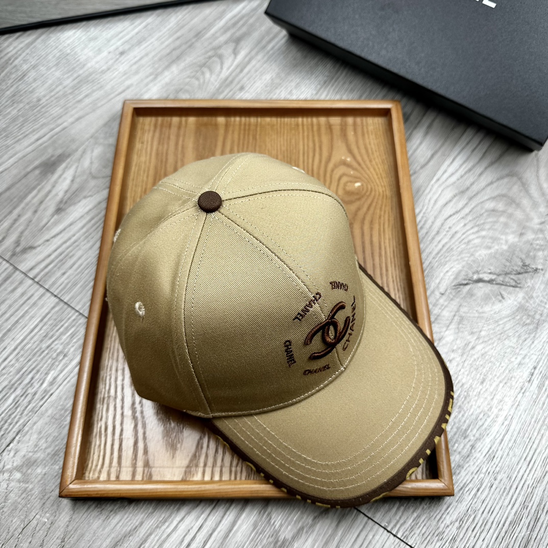 。C家。【配防尘袋】新品棒球帽！材质：纯棉！透气性好！春天挡风，夏天防晒必备单品！颜色大气！款式新颖别致