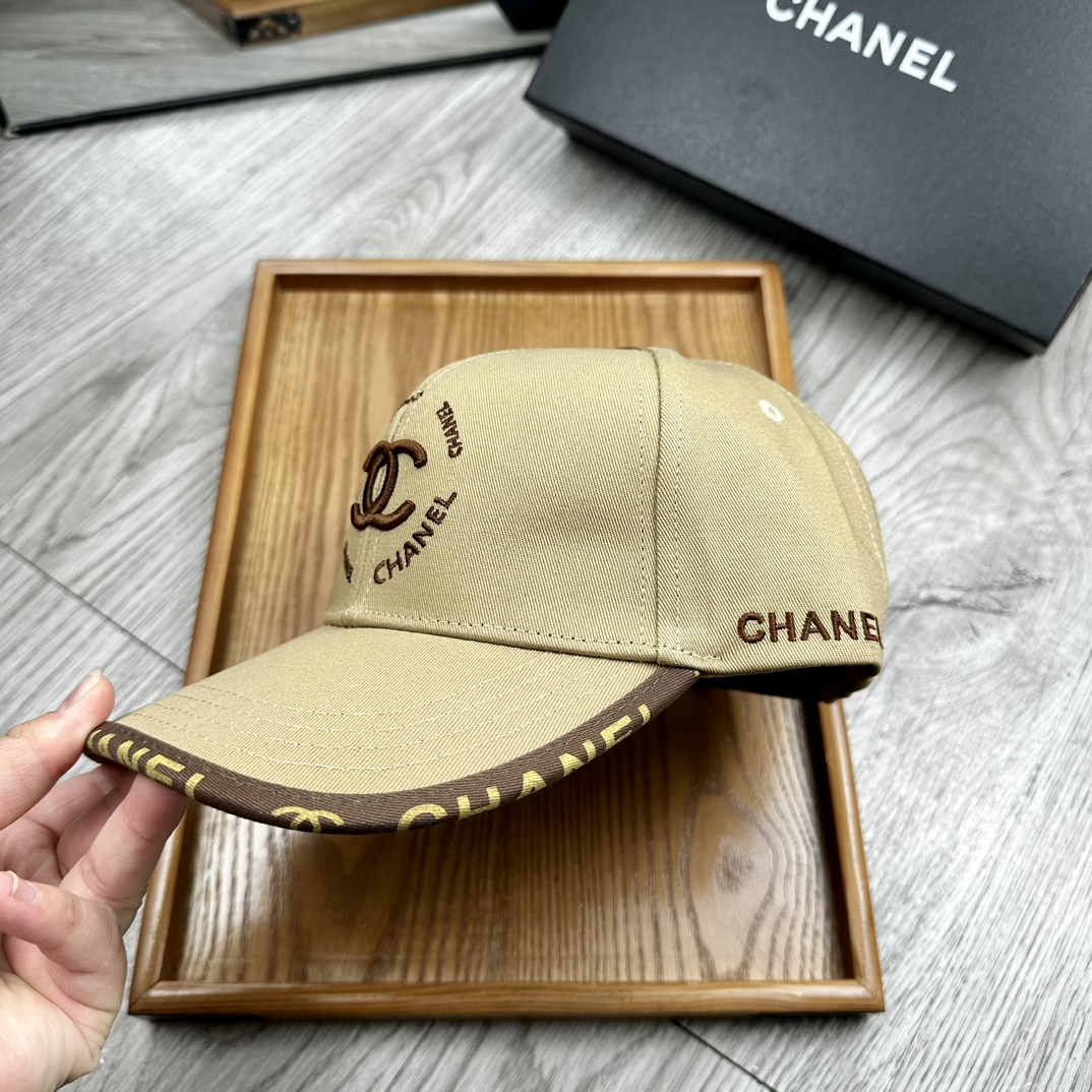 。C家。【配防尘袋】新品棒球帽！材质：纯棉！透气性好！春天挡风，夏天防晒必备单品！颜色大气！款式新颖别致