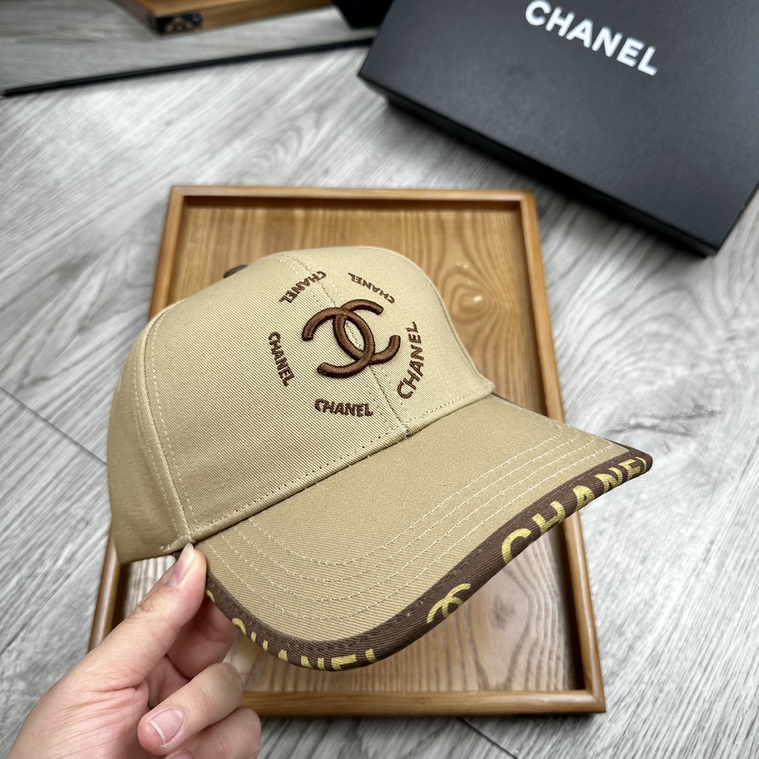 。C家。【配防尘袋】新品棒球帽！材质：纯棉！透气性好！春天挡风，夏天防晒必备单品！颜色大气！款式新颖别致