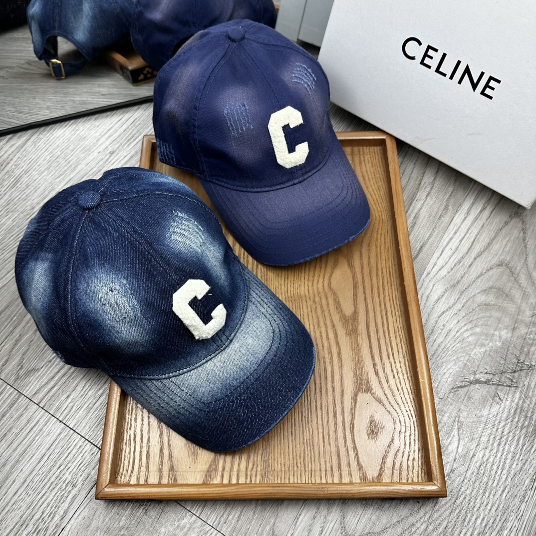 NO:227577,Special offer. Selin. Original 1:1 flower-dyeing craftsmanship baseball cap. [with dust bag] material denim!  Good breathability!  A must-have item for sun protection in spring!  Atmospheric color!  The style is novel and unique and easy to match with clothes!  Strong practicality and high-end quality!  It’s a good match~ It’s really good to watch!  !  Just wear it casually, it is absolutely magical, age-reducing and fashionable. Hats, straw hats, fisherman hats, baseball hats, hats, celine, espadrilles, hats19860909特价.赛琳.原版1:1拉花晕染工艺大标鸭舌帽.【配防尘袋】材质牛仔布！透气性好！春天挡风,夏天防晒必备单品！颜色大气！款式新颖别致好搭配衣服！实用性强,高端品质！随心搭配～真的敲好看！！随便一戴,妥妥的街拍神奇,减龄又时尚.帽子草帽渔夫帽棒球帽,帽子,celine,espadrilles,hats,hat