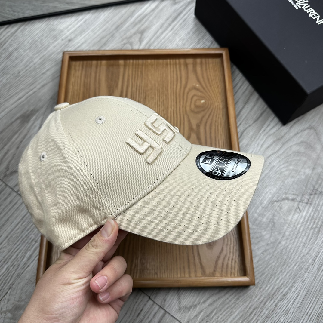 。YSL。YSL & Ny 联名款。【配防尘袋】细节决定品质！材质：纯棉！透气性好！春天挡风，夏天防晒必