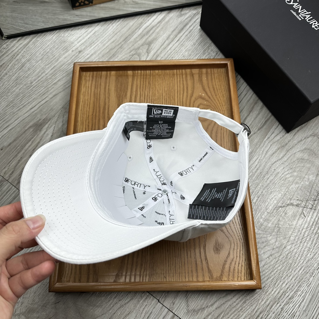 。YSL。YSL & Ny 联名款。【配防尘袋】细节决定品质！材质：纯棉！透气性好！春天挡风，夏天防晒必