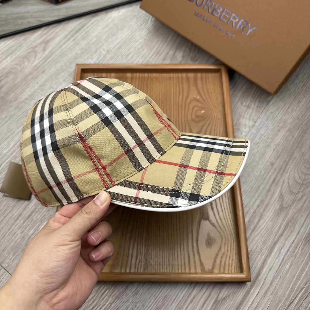 High-End Fashion Hats: Handcrafted with Oxford Material and Special Details - 图片 6