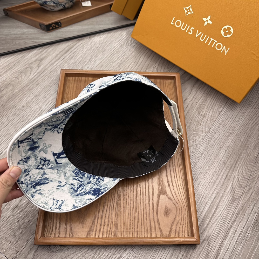 High-End Fashion Hats: Quality Oxford Material, Heart-Crafted Details, Leather Accessories - 图片 9