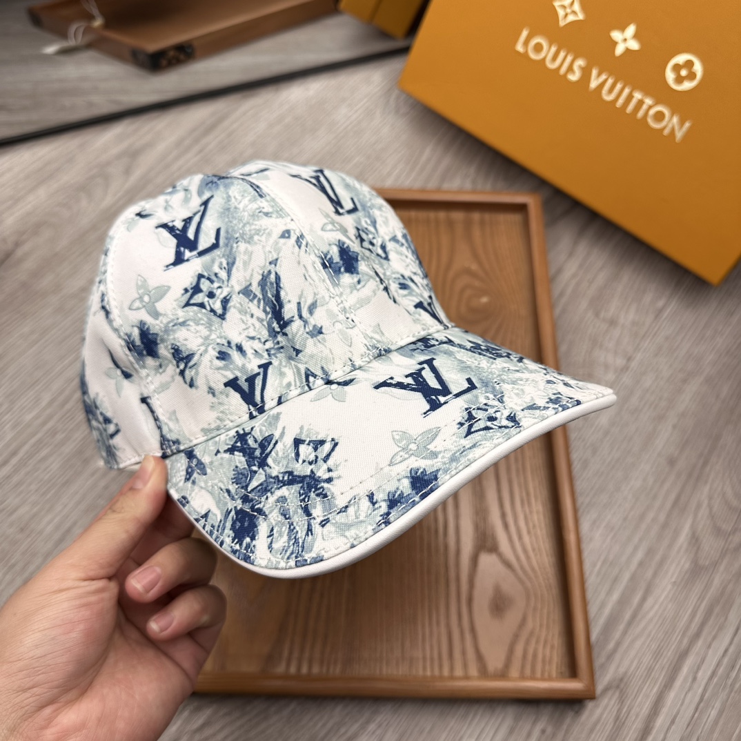 High-End Fashion Hats: Quality Oxford Material, Heart-Crafted Details, Leather Accessories - 图片 5
