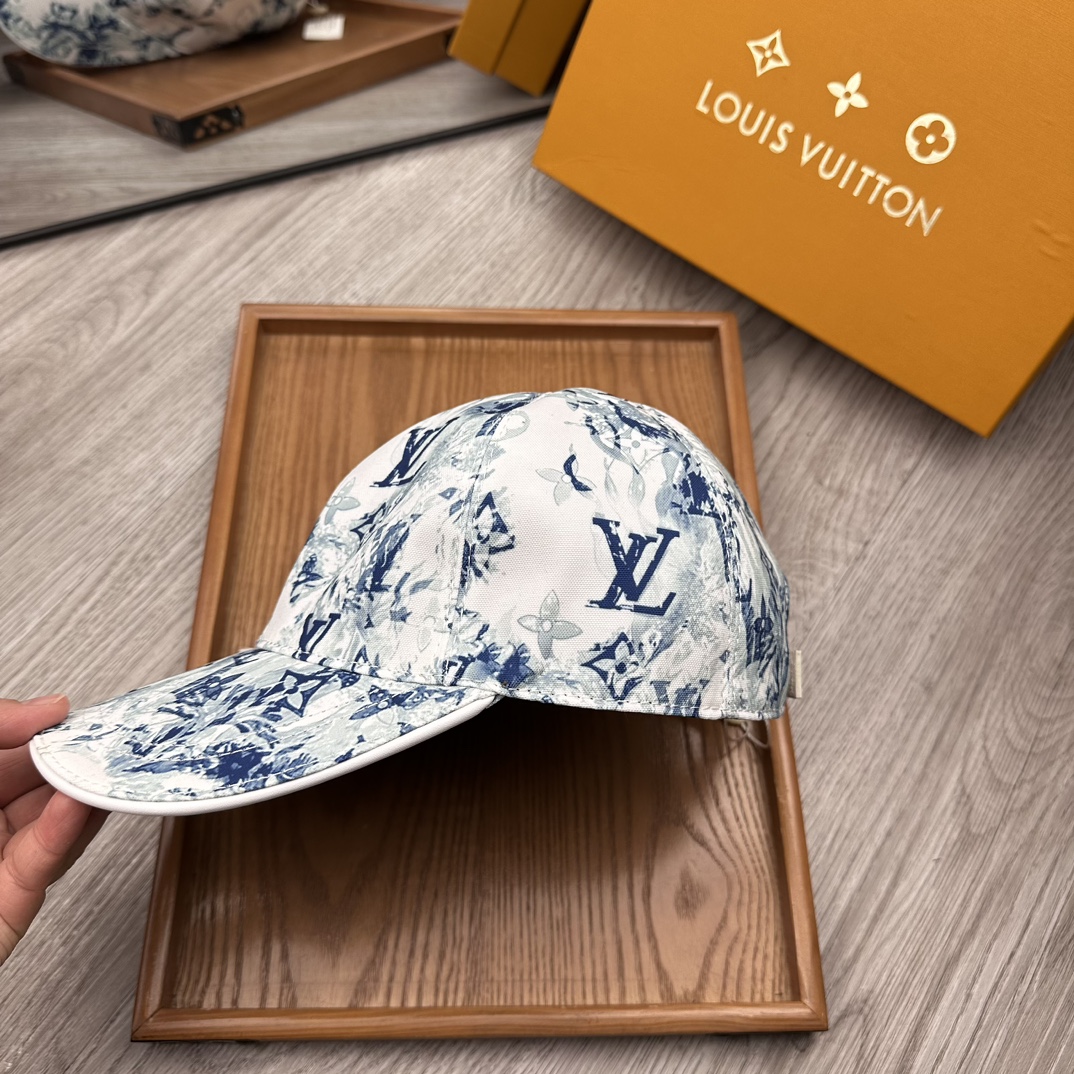 High-End Fashion Hats: Quality Oxford Material, Heart-Crafted Details, Leather Accessories - 图片 7
