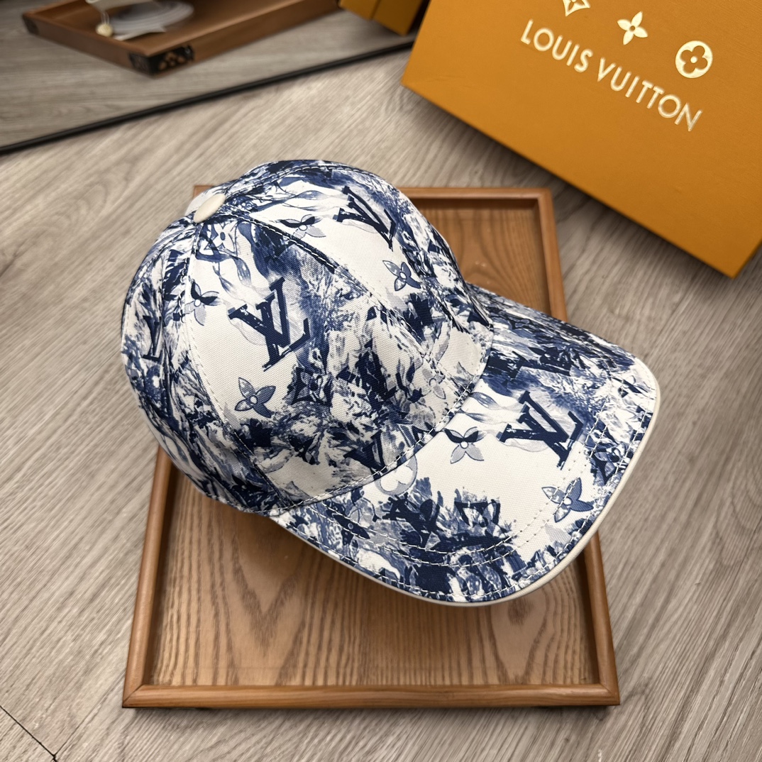 High-End Fashion Hats: Handcrafted with Care and Quality Materials - 图片 4
