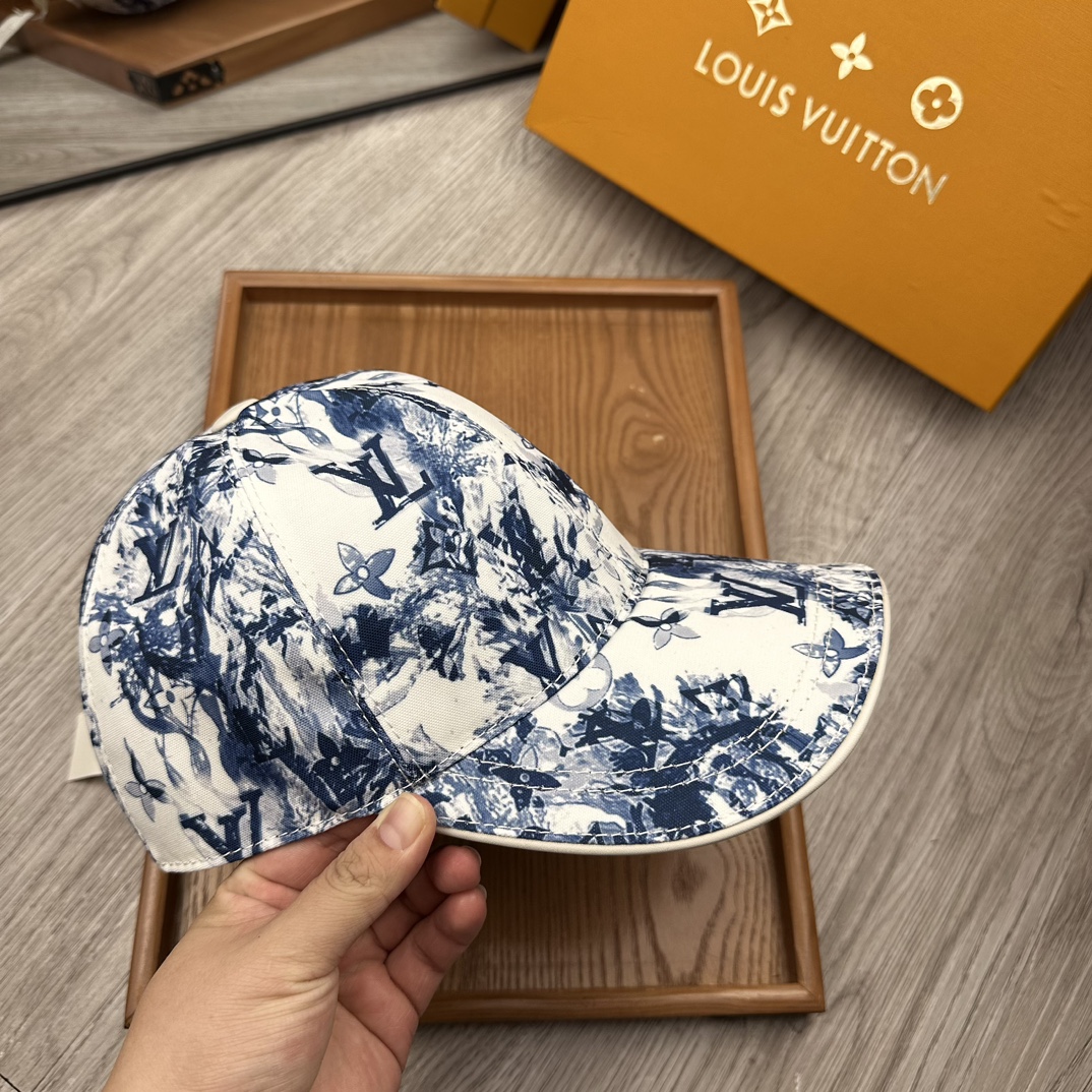 High-End Fashion Hats: Handcrafted with Care and Quality Materials - 图片 6
