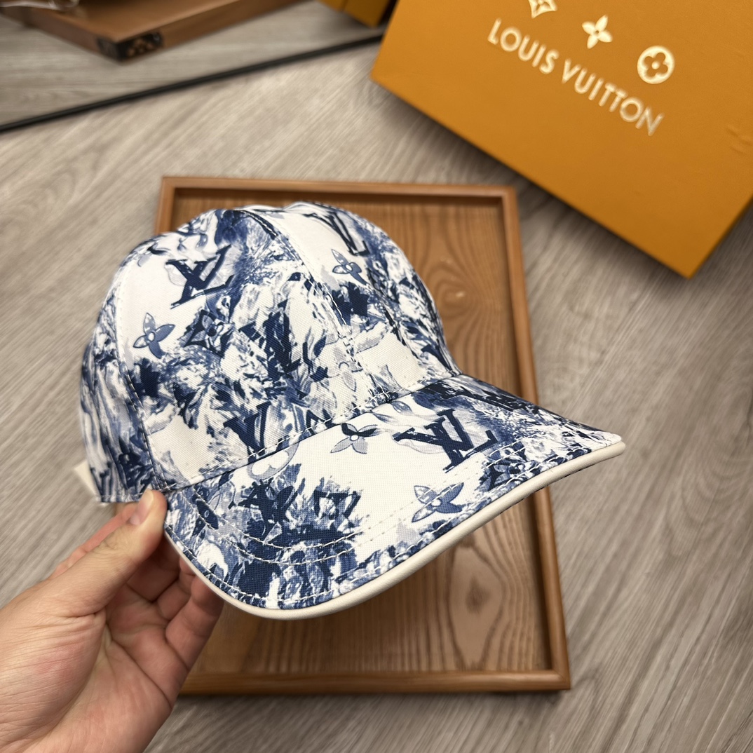 High-End Fashion Hats: Handcrafted with Care and Quality Materials - 图片 5
