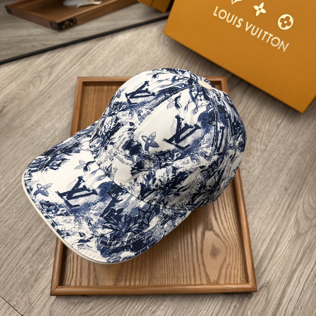High-End Fashion Hats: Handcrafted with Care and Quality Materials - 图片 3