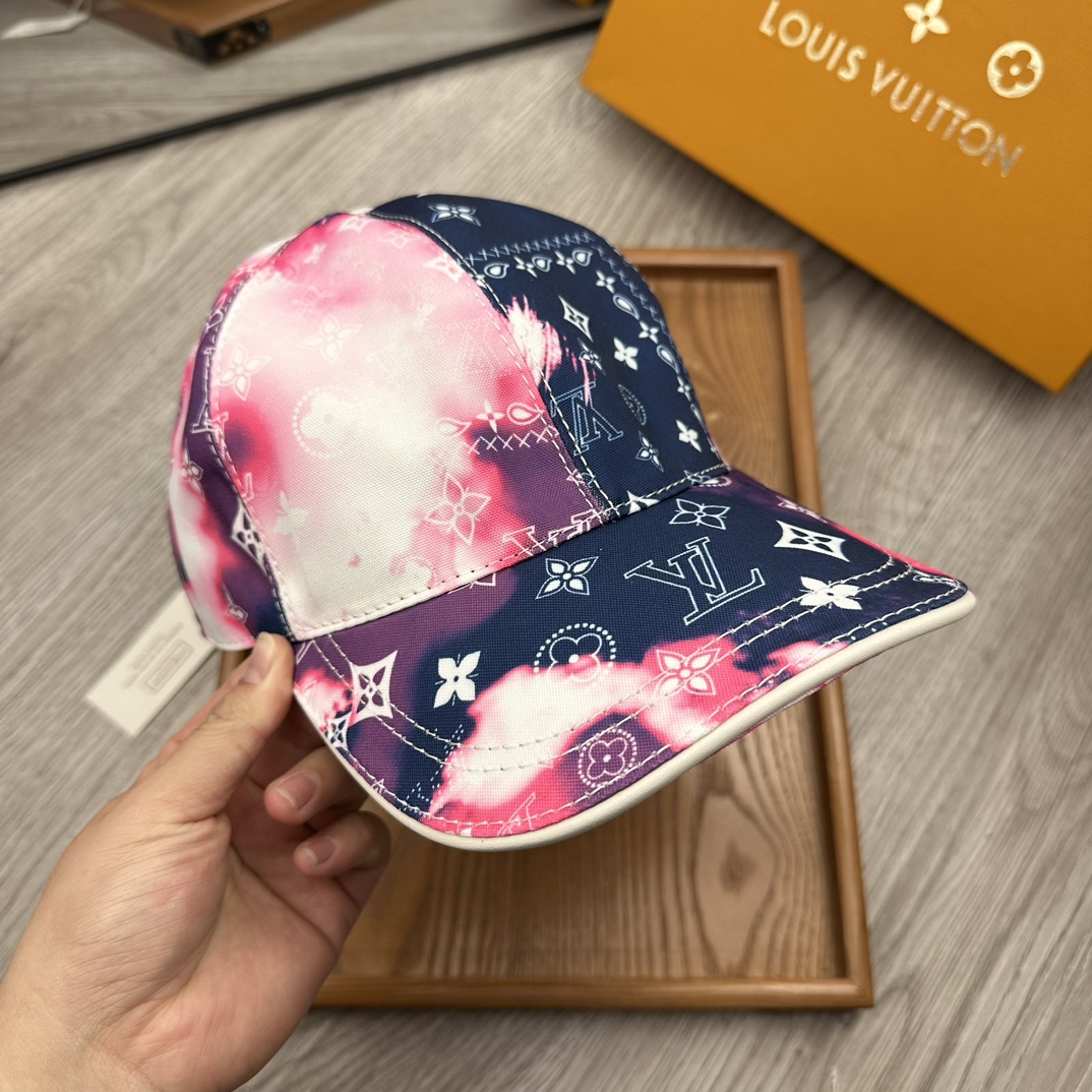 High-End Fashion Hats with Oxford Material and Leather Details - 图片 5