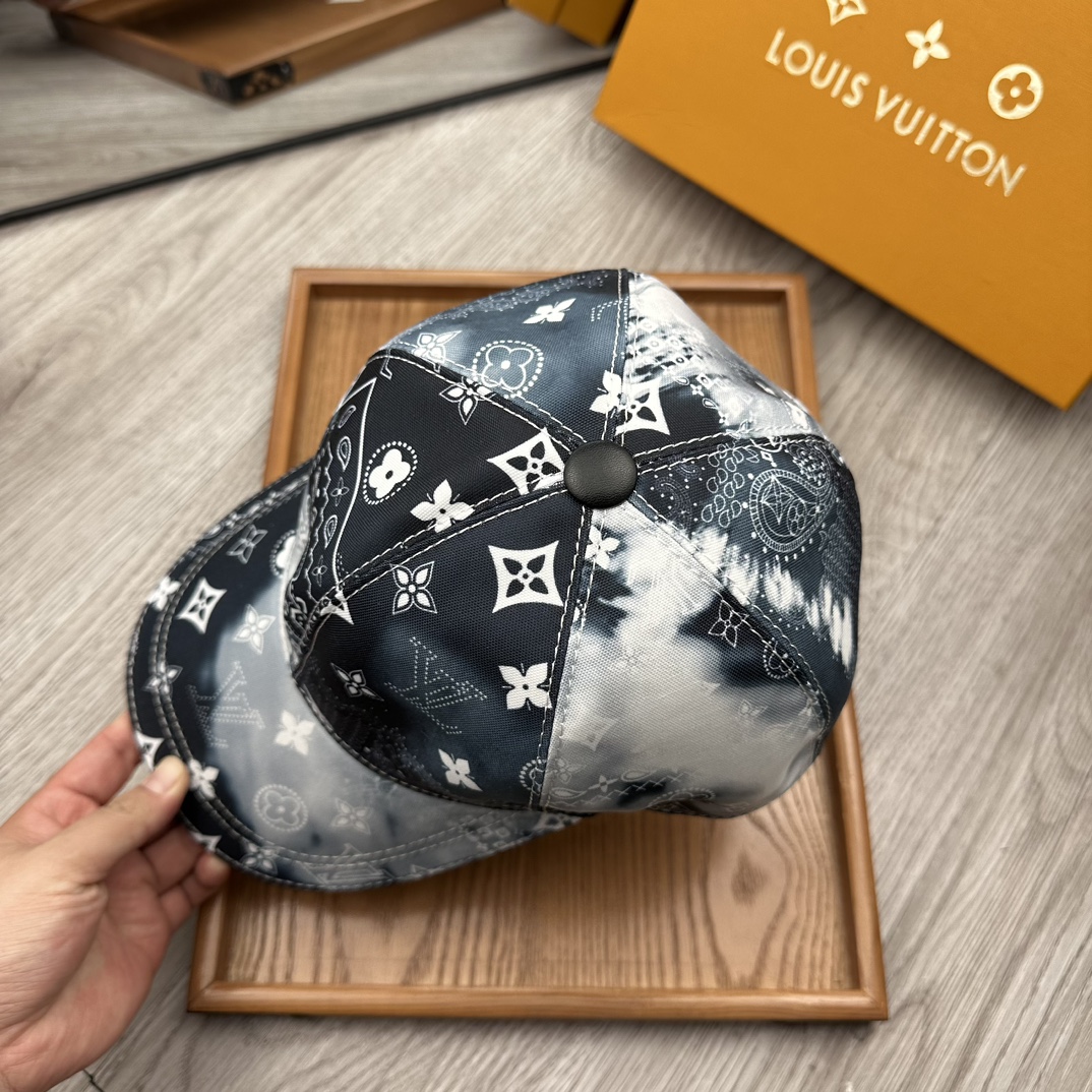 High-End Fashion Hats: Quality Leather with Attention to Detail - 图片 9