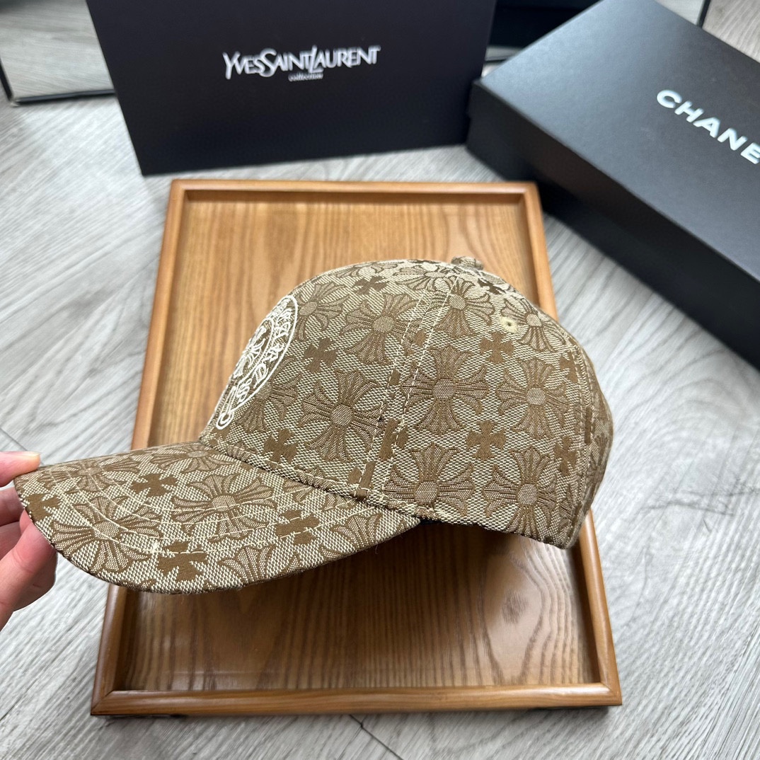 克罗心。【配防尘袋】新品棒球帽！材质：纯棉！透气性好！春天挡风，夏天防晒必备单品！颜色大气！款式新颖别致好搭配衣服！实用